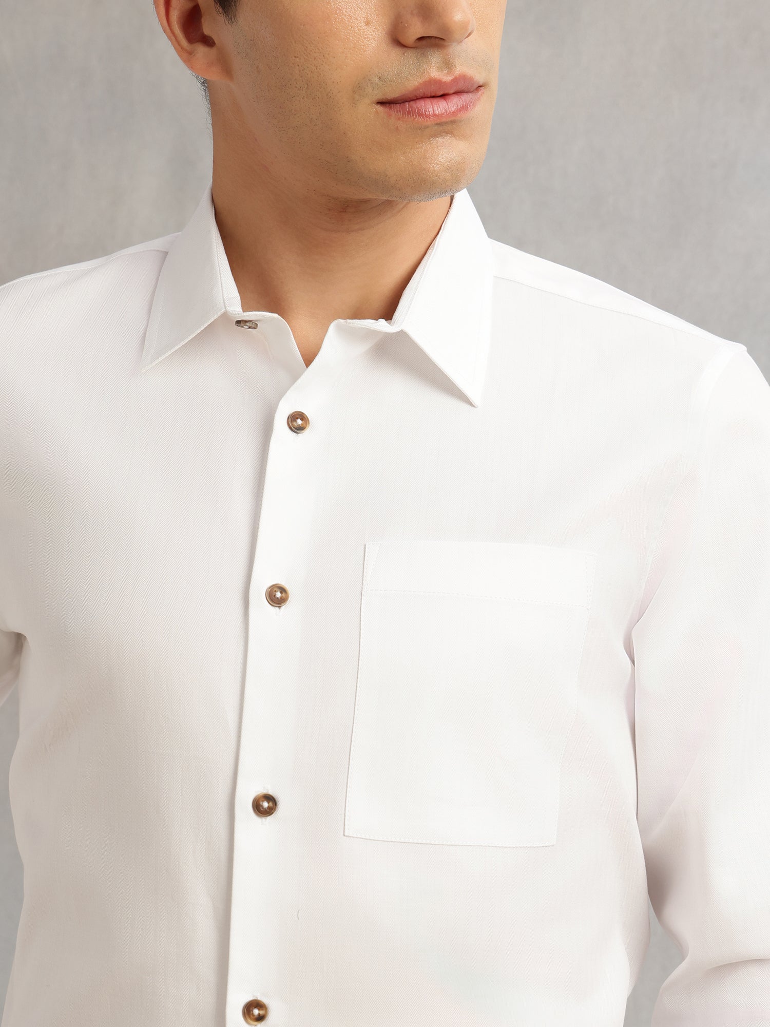 Thomas Scott Men White Premium Regular Fit Long Sleeves Spread Collar Textured 100% Cotton Casual Shirt