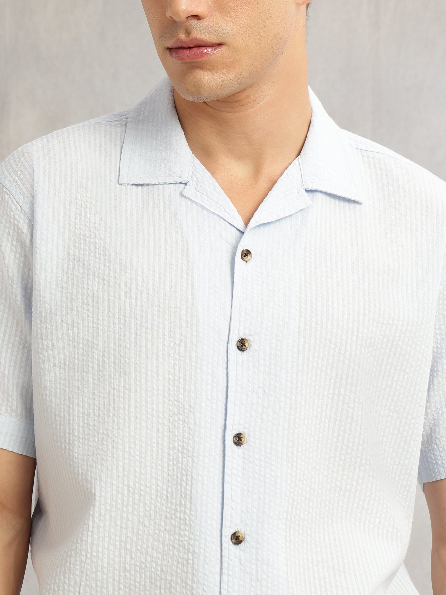 Thomas Scott Men Sky Blue Premium Oversized Fit Short Sleeves Cuban Collar 100% Cotton Seersucker Shirt