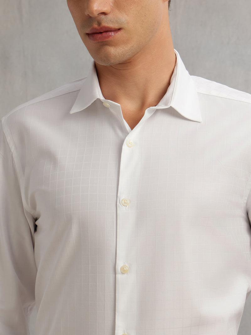 Thomas Scott Men White Premium Long Sleeves Spread Collar Regular Fit Windowpane Checks 100% Cotton Formal Shirt