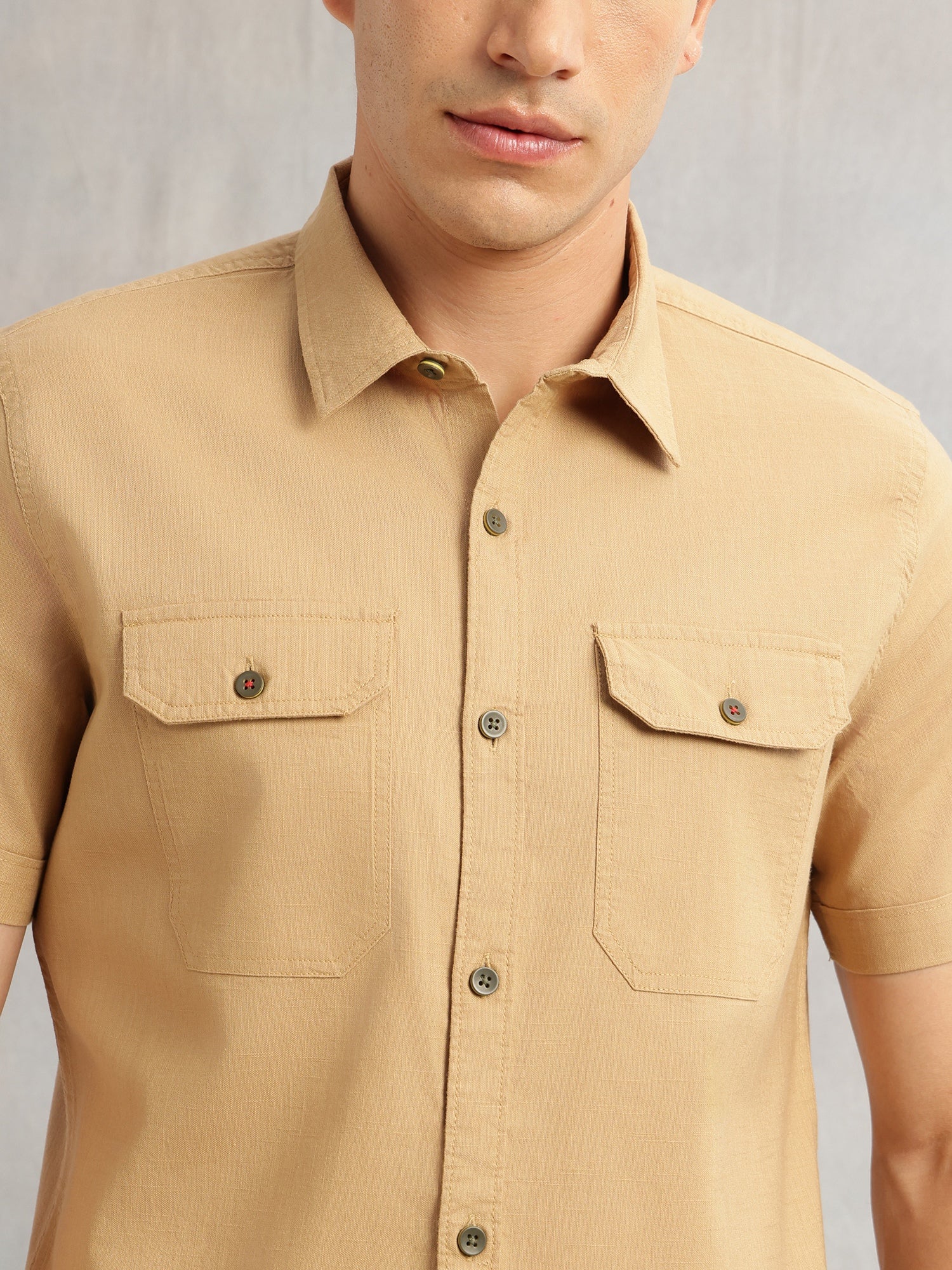 Thomas Scott Men Khaki Premium Short Sleeves Slim Fit Spread Collar 2 Flap Pockets Solid Cotton Linen Casual Shirt
