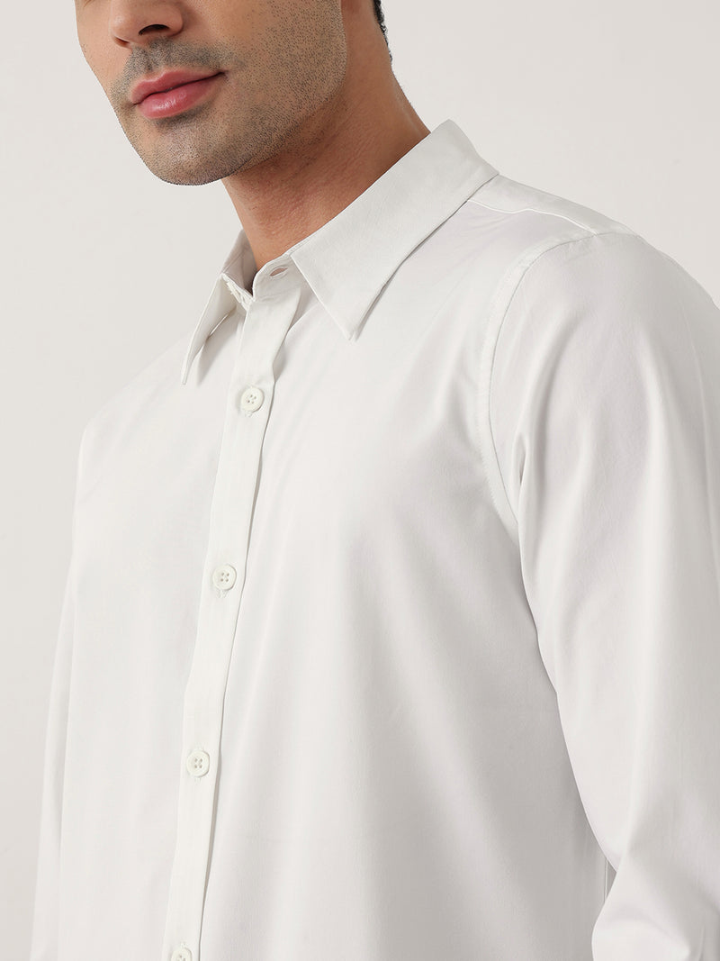 Thomas Scott Men Premium White Slim Fit Long Sleeves Spread Collar Solid Casual Shirt