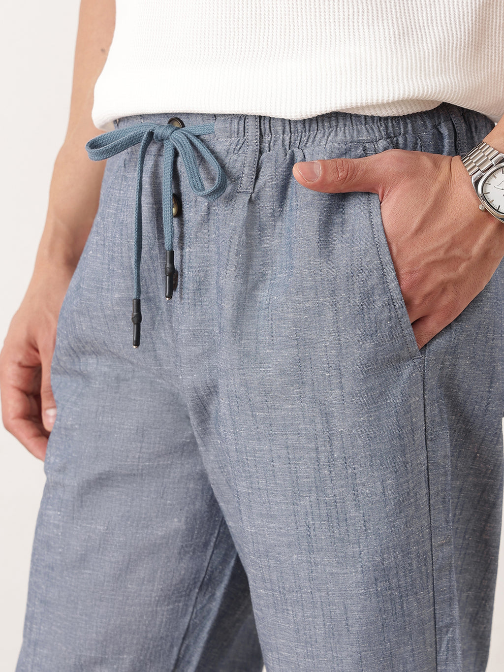Thomas Scott Men Navy Smart Relaxed Fit Mid-Rise Solid Cotton Linen Pleated Casual Trousers