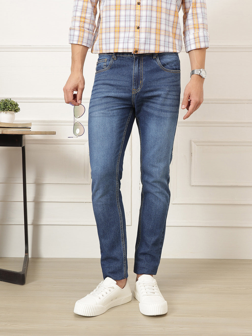 Blue Smart Slim Fit Mid-Rise Light Fade Non-Stretch Jeans For Men