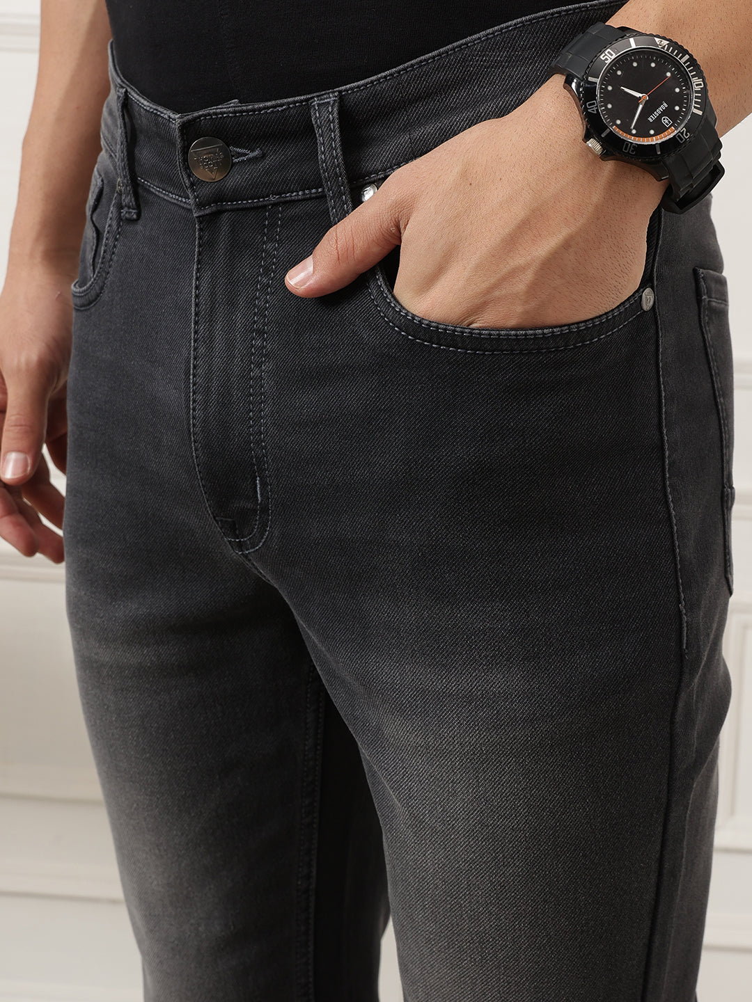 Black Smart Straight Fit Mid-Rise Clean Look Stretchable Jeans For Men