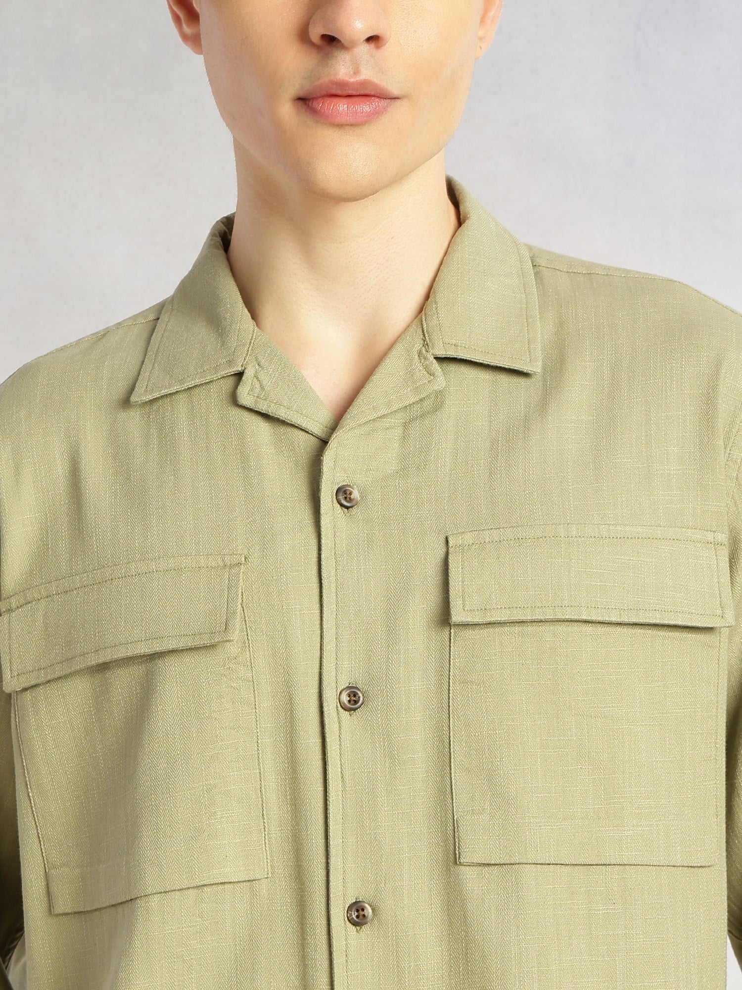Thomas Scott Men Green Oversize Fit Long Sleeves Cuban Collar Cotton Casual Shirt with Dual Flap Pockets
