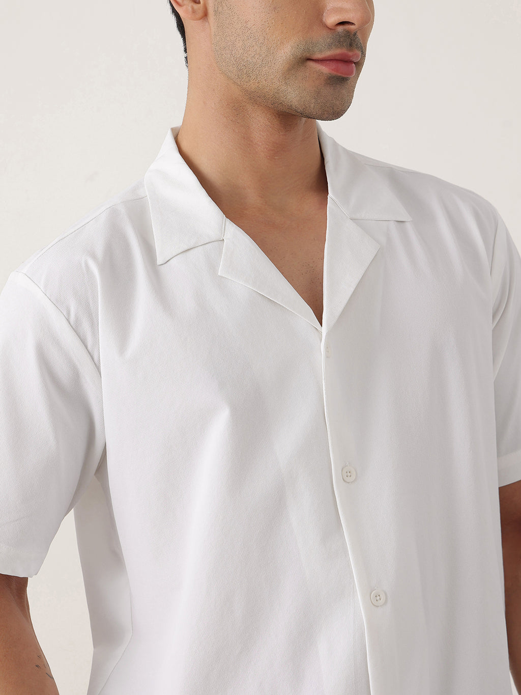 Thomas Scott Men Premium White Oversize Fit Short Sleeves Cuban Collar Solid Casual Shirt
