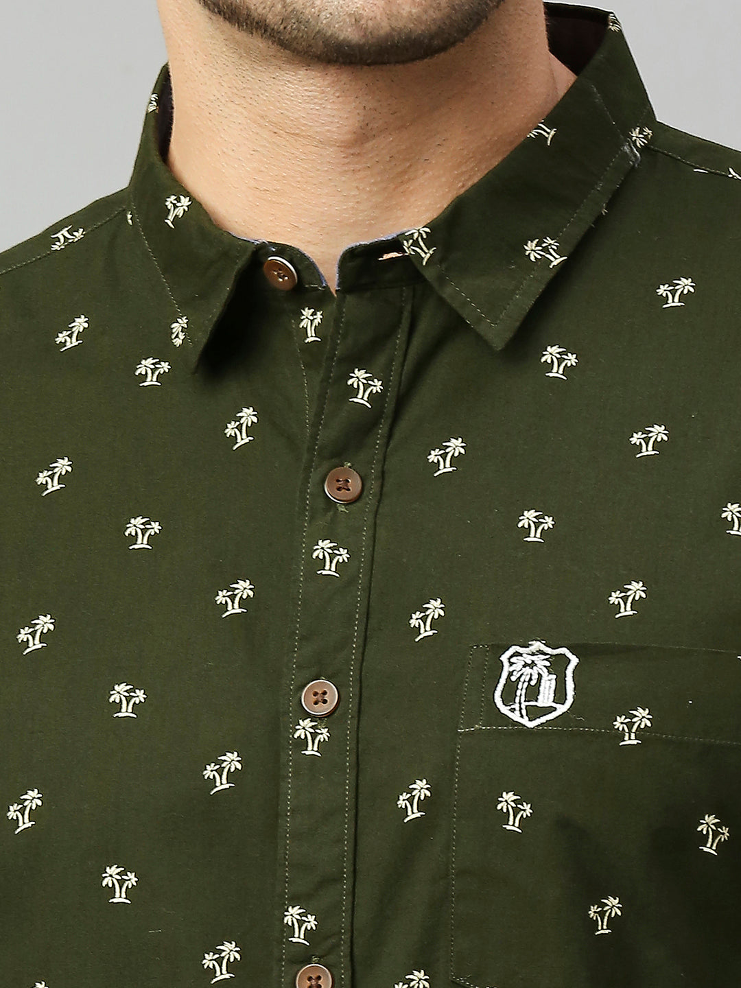 Thomas Scott Men Dark Green Classic Short Sleeves Slim Fit Spread Collar Conversational Printed Cotton Casual Shirt
