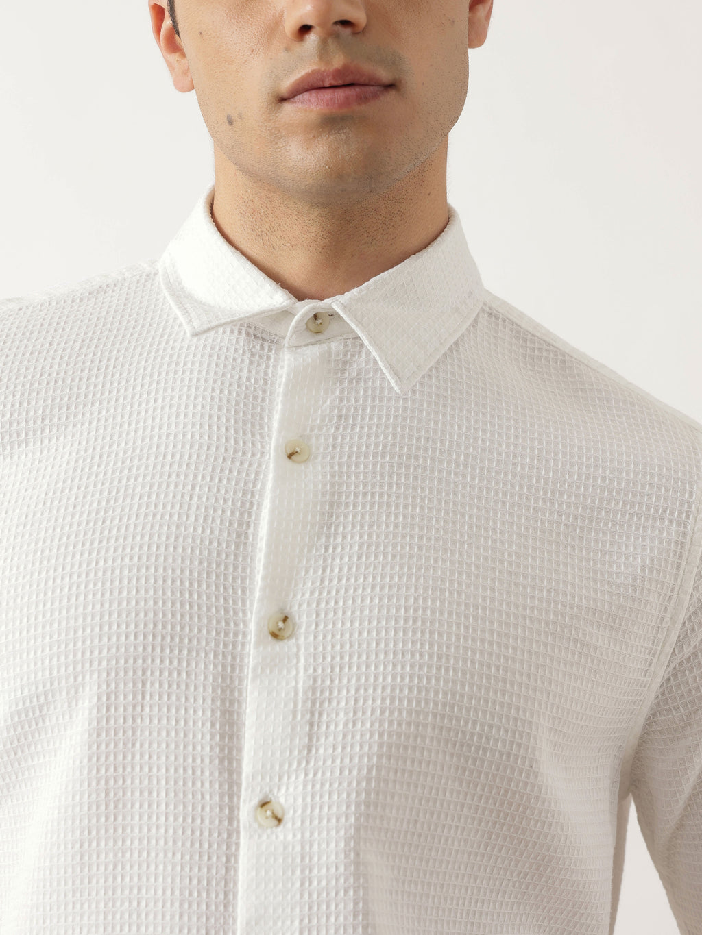Thomas Scott Men Premium White Regular Fit Long Sleeves Spread Collar Textured Casual Shirt