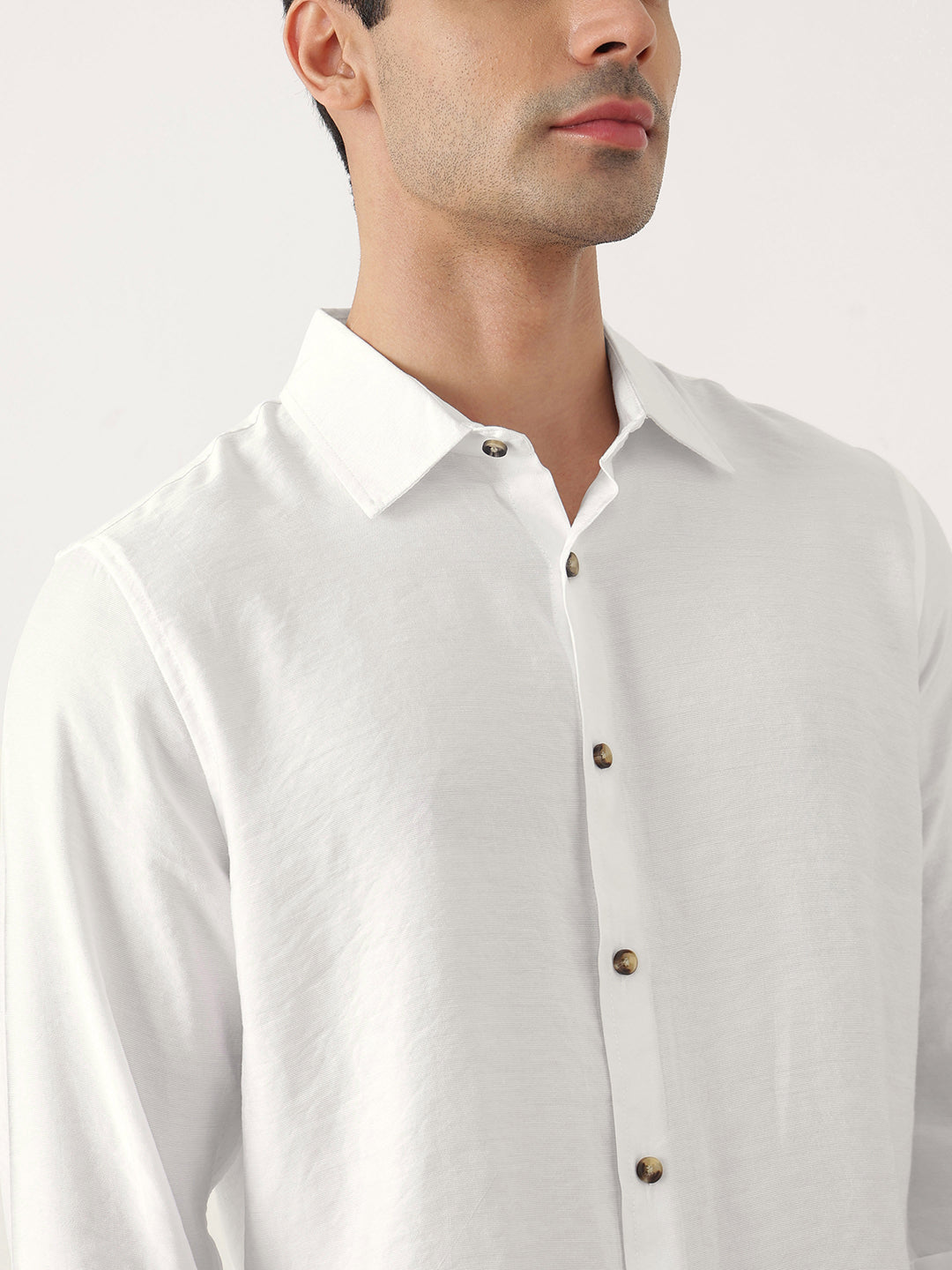 Thomas Scott Men White Premium Slim Fit Long Sleeves Semi Cutaway Collar Textured Casual Shirt