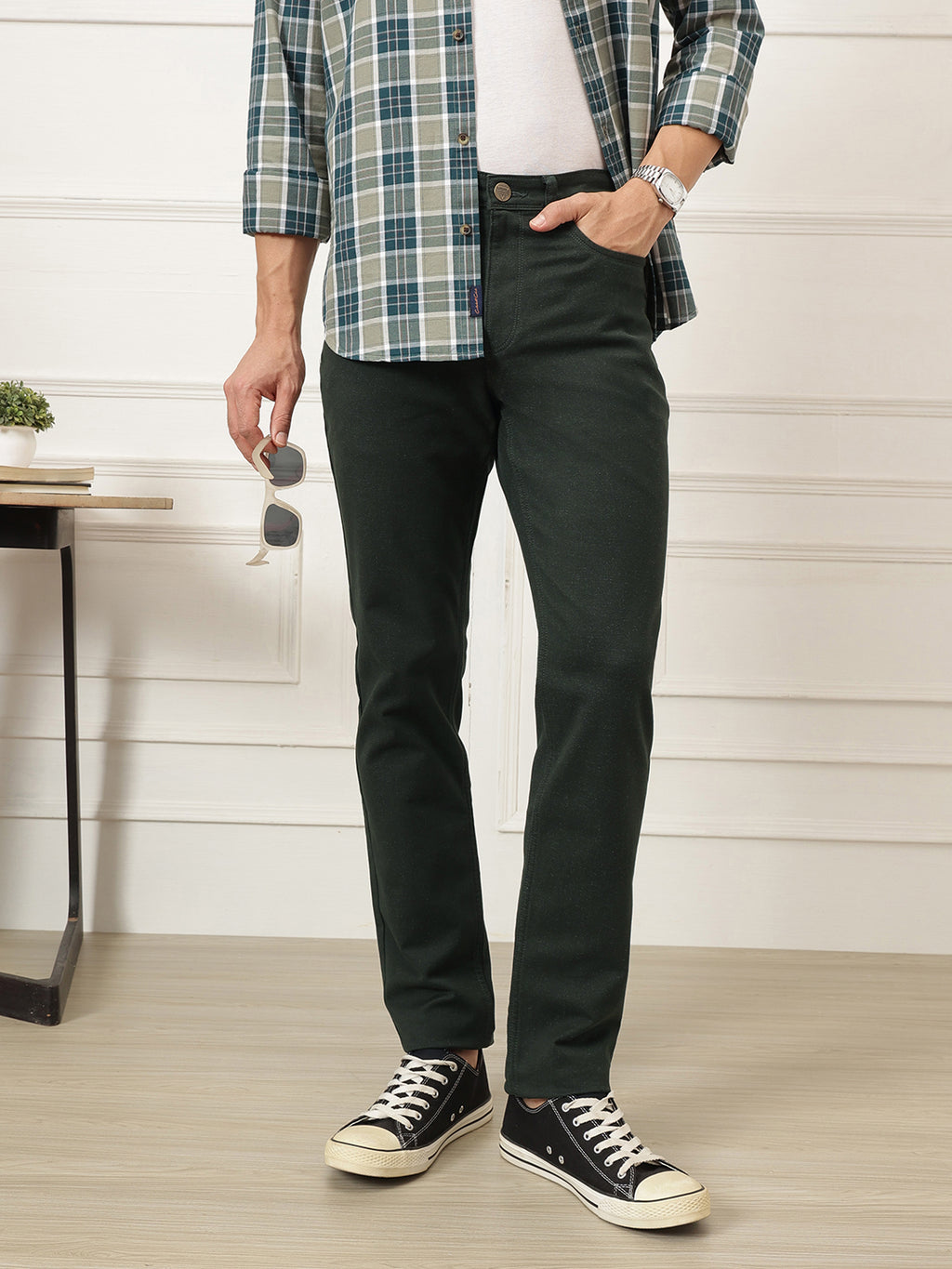 Olive Smart Straight Fit Mid-Rise Solid Woven Trouser For Men