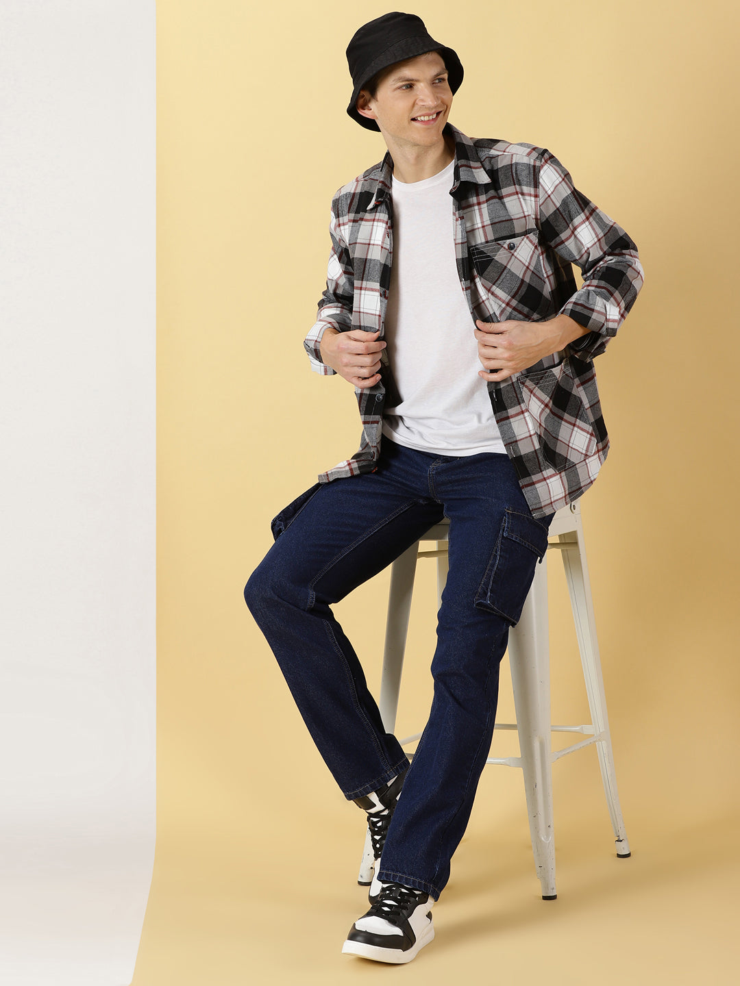Thomas Scott Men Black Classic Oversize Fit Long Sleeves Spread Collar Tartan Checks Knitted Casual Shirt
