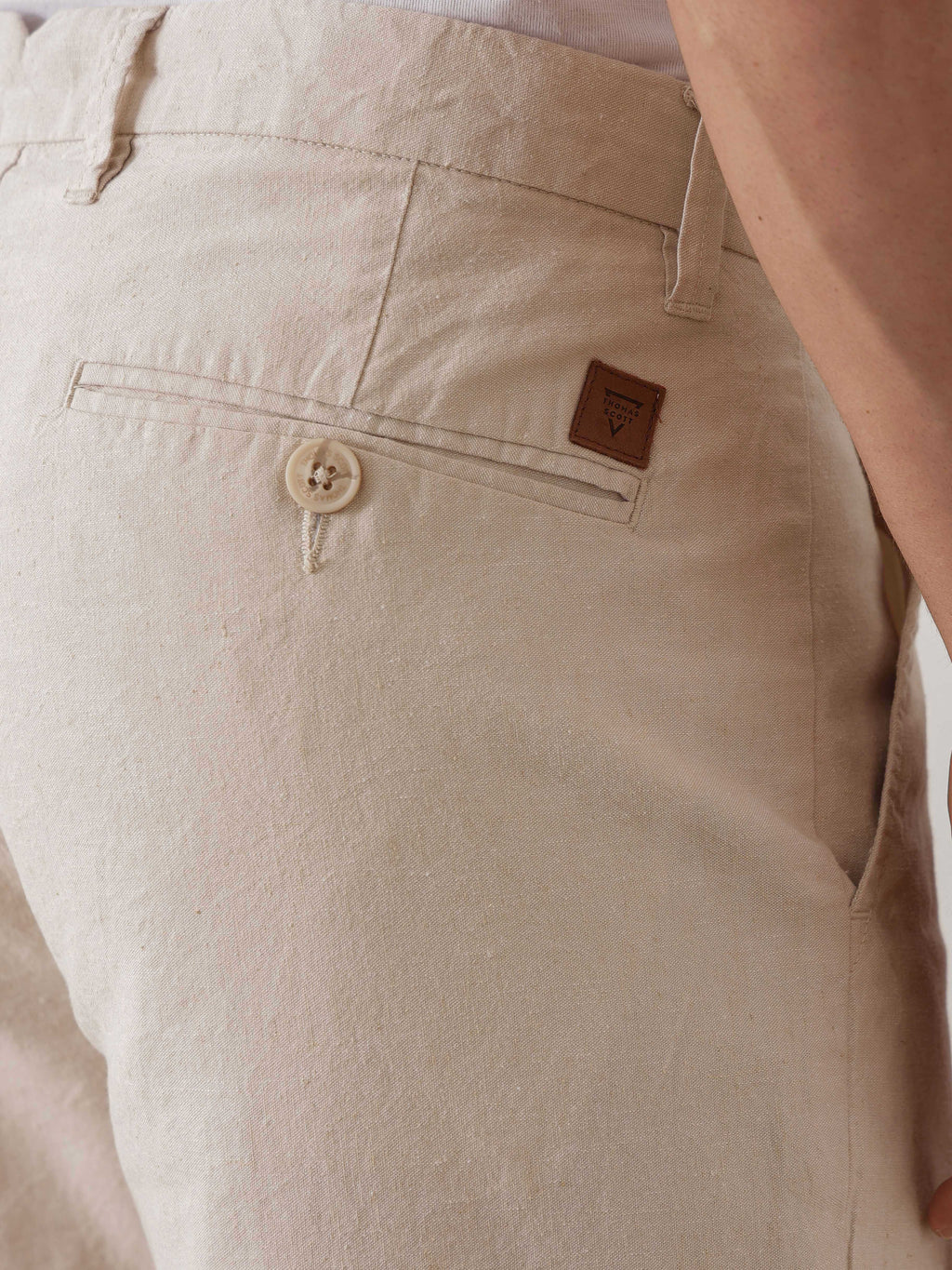 Thomas Scott Men Smart Beige Straight Fit Mid-Rise Solid Woven Linen Trouser