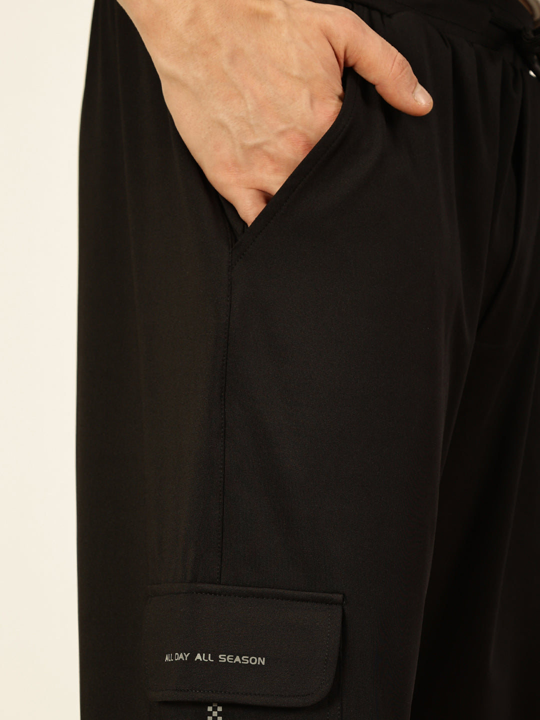 Thomas Scott Men Mid-Rise Track Pants