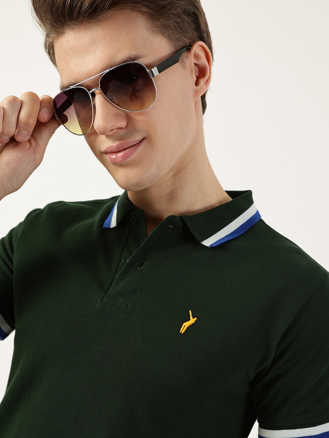 Thomas Scott Men Bottle Green Polo Collar T-shirt