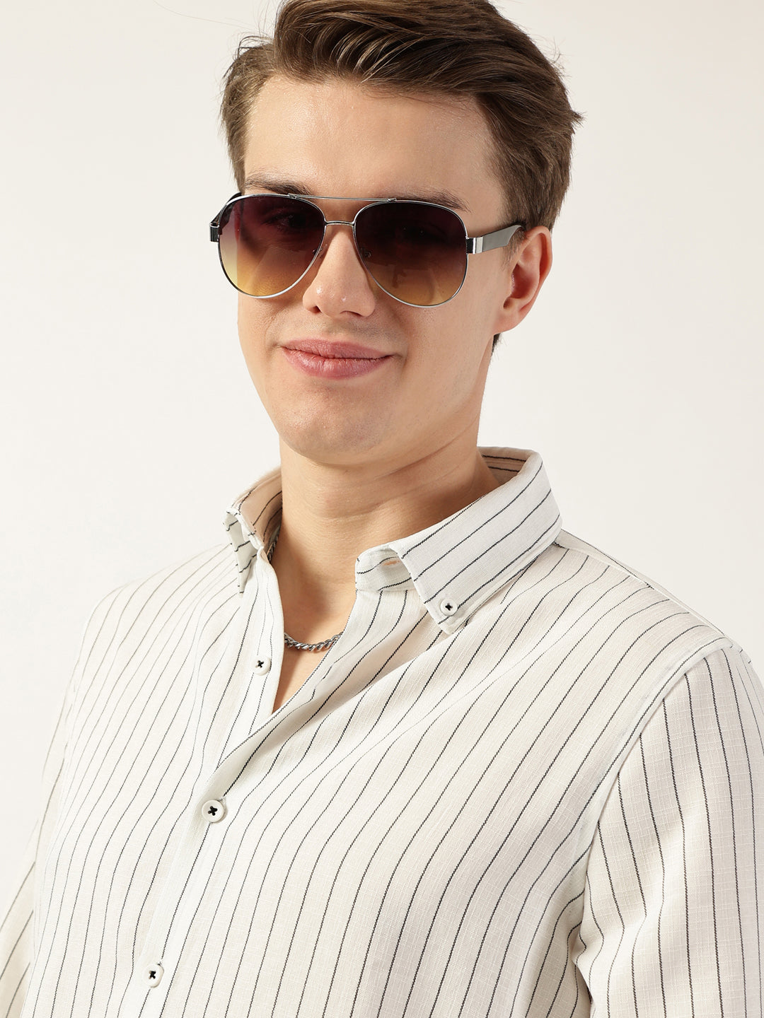 Thomas Scott Men White Premium Spread Collar Vertical Striped Slim Fit Casual Shirt