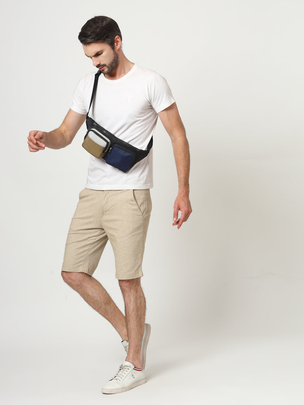 Thomas Scott Men Colourblocked Waist Pouch