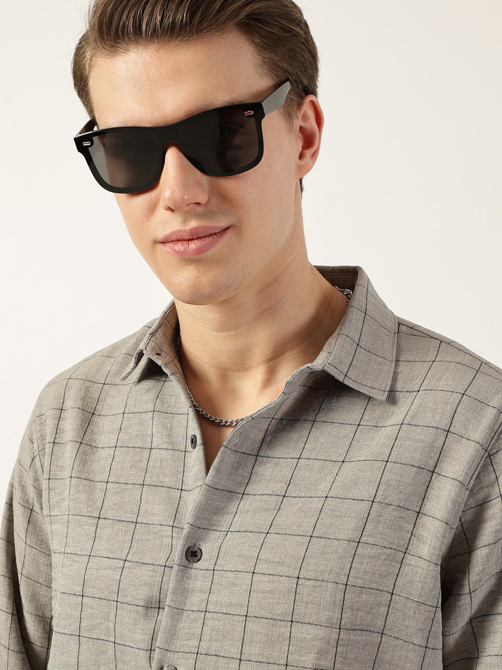 Thomas Scott Men Grey Smart Spread Collar Windowpane Checked Slim Fit Casual Shirt