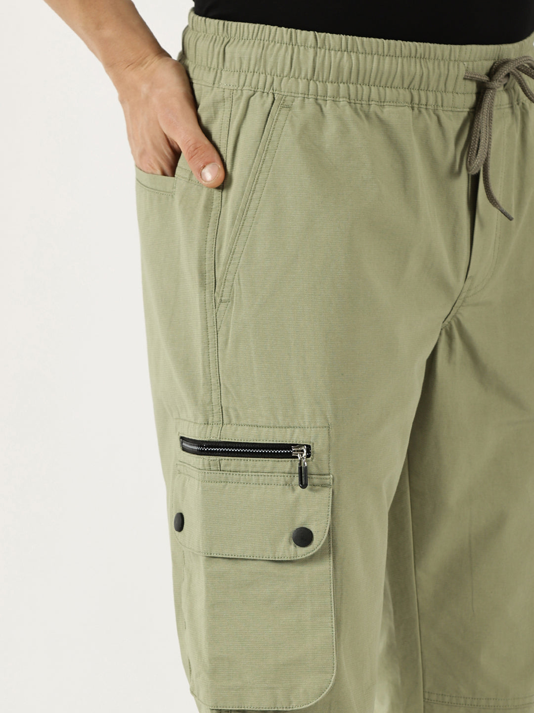 Thomas Scott Men Pista Smart Regular Fit Mid-Rise Easy Wash Cotton Cargos