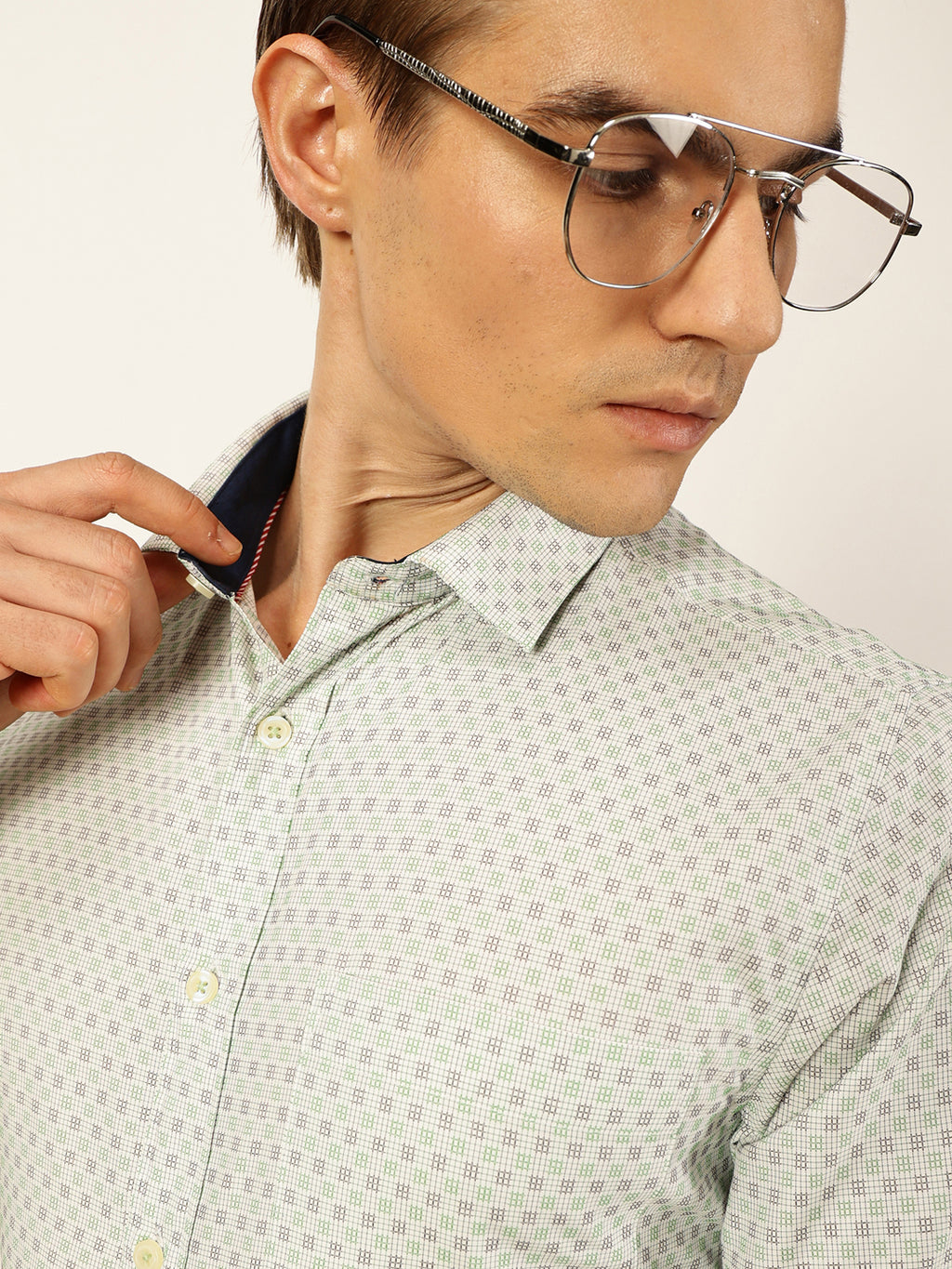 Thomas Scott Men Green Smart Micro Checked Spread Collar Formal Shirt
