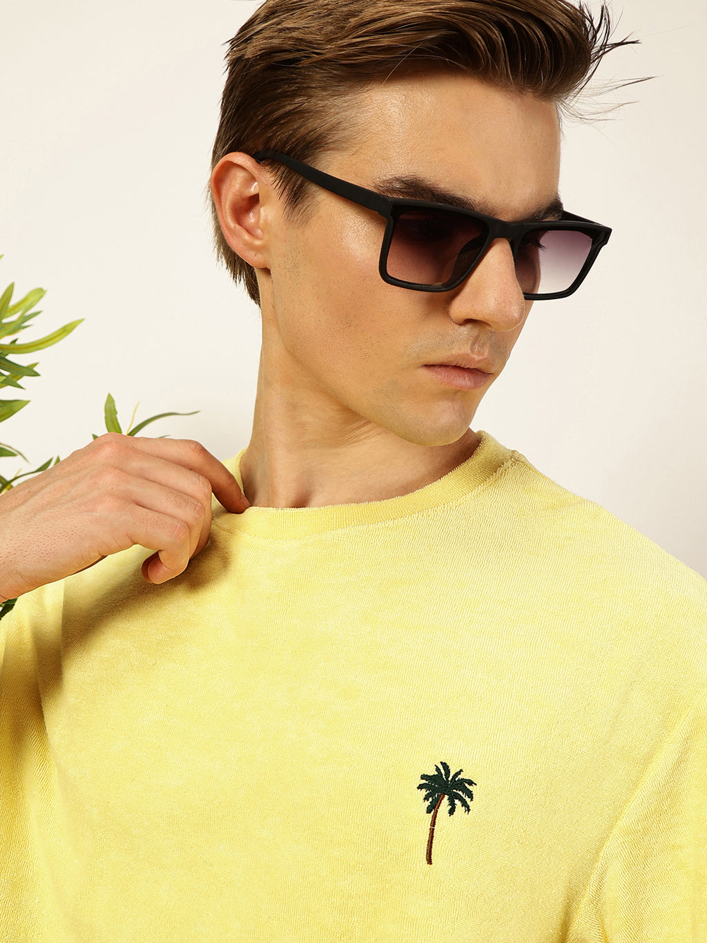 Thomas Scott Men Solid Round Neck Oversized Casual T-shirt