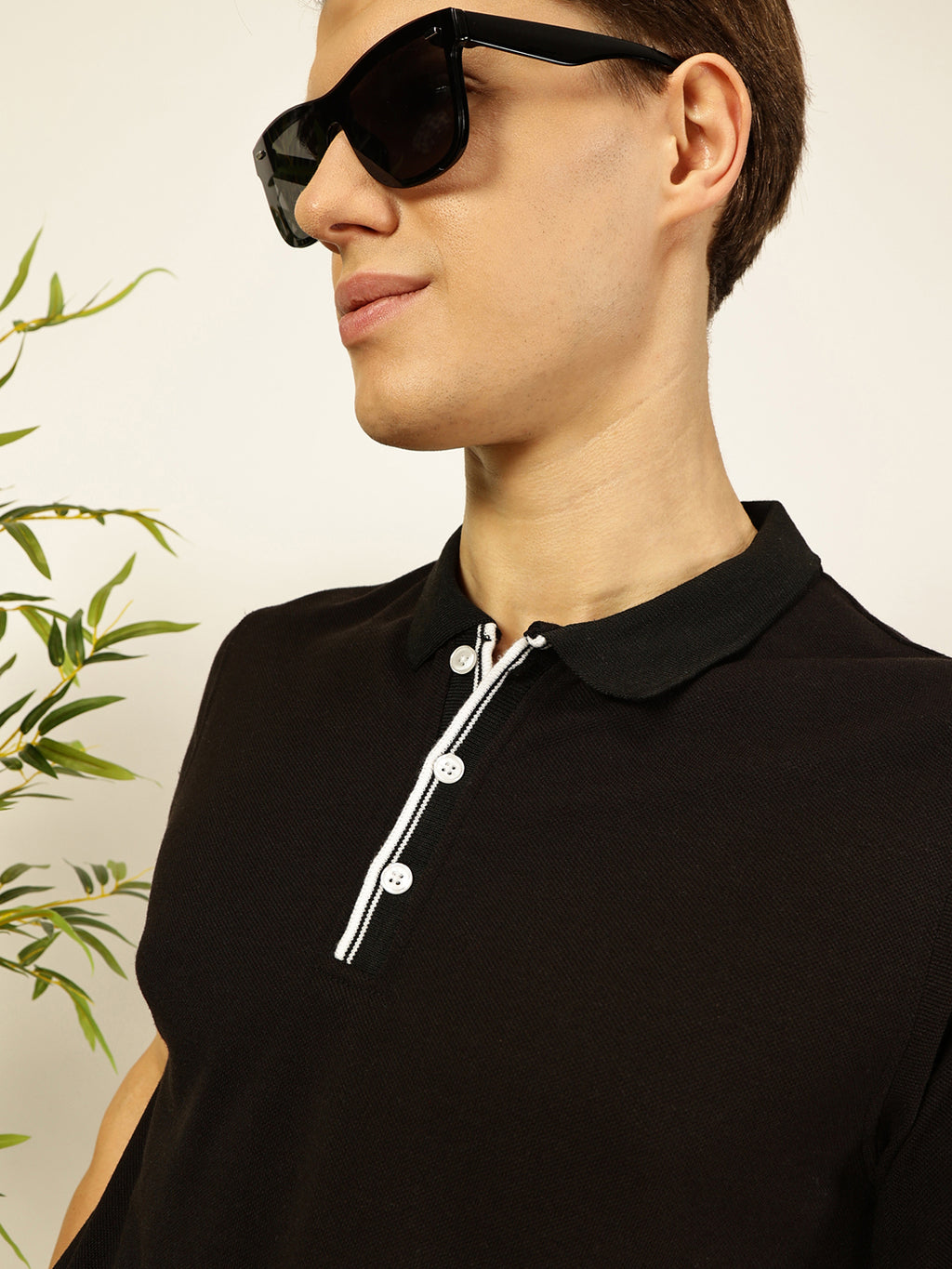 Thomas Scott Men Black Regular Fit Short Sleeves Solid Polo Collar Knit Tshirt
