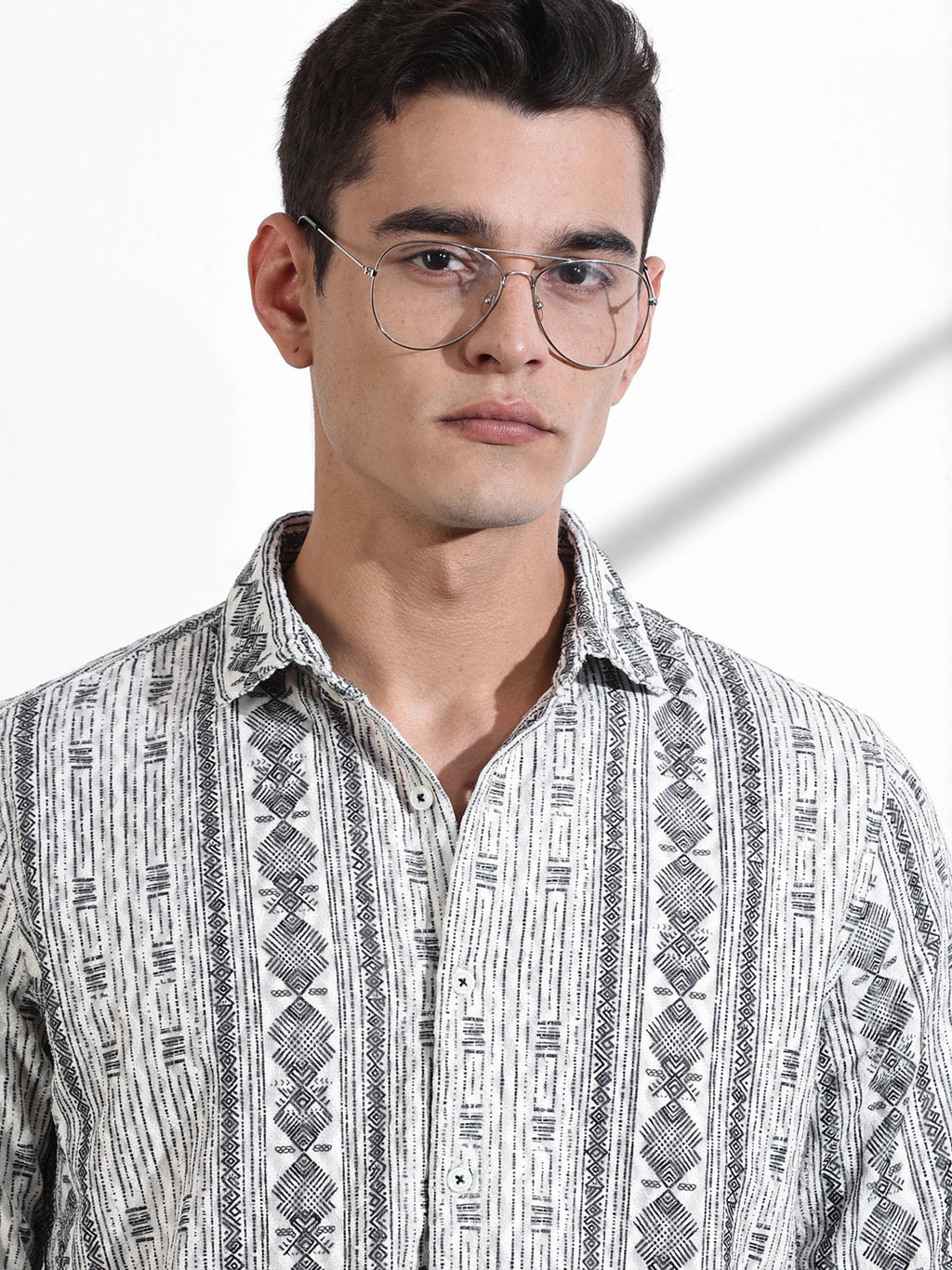 Thomas Scott Men Grey Slim Fit Long Sleeves Abstract Printed Casual Shirt