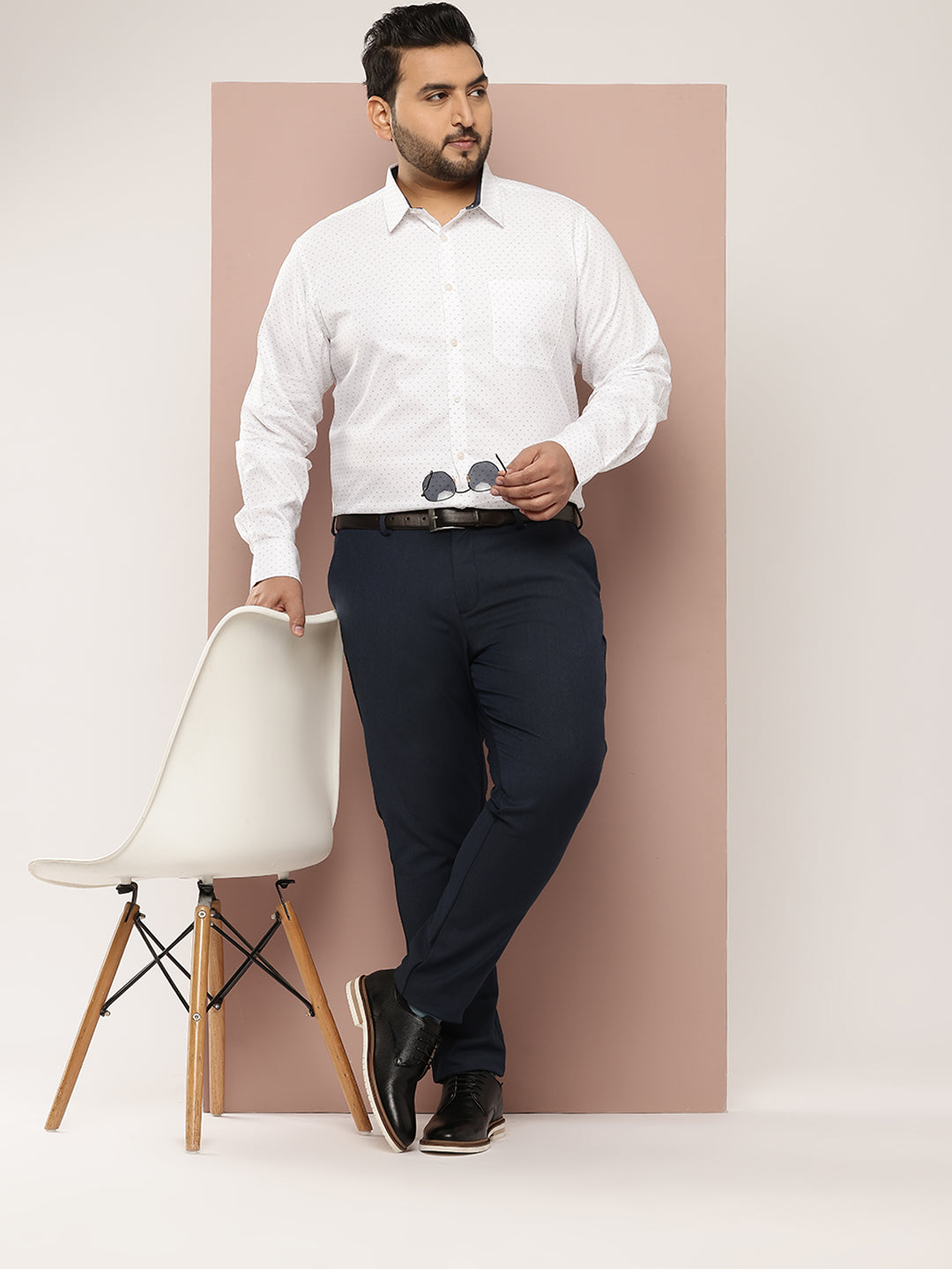 Thomas Scott Men White Plus Size Regular Fit Long Sleeves Polka Dots Printed Formal Shirt
