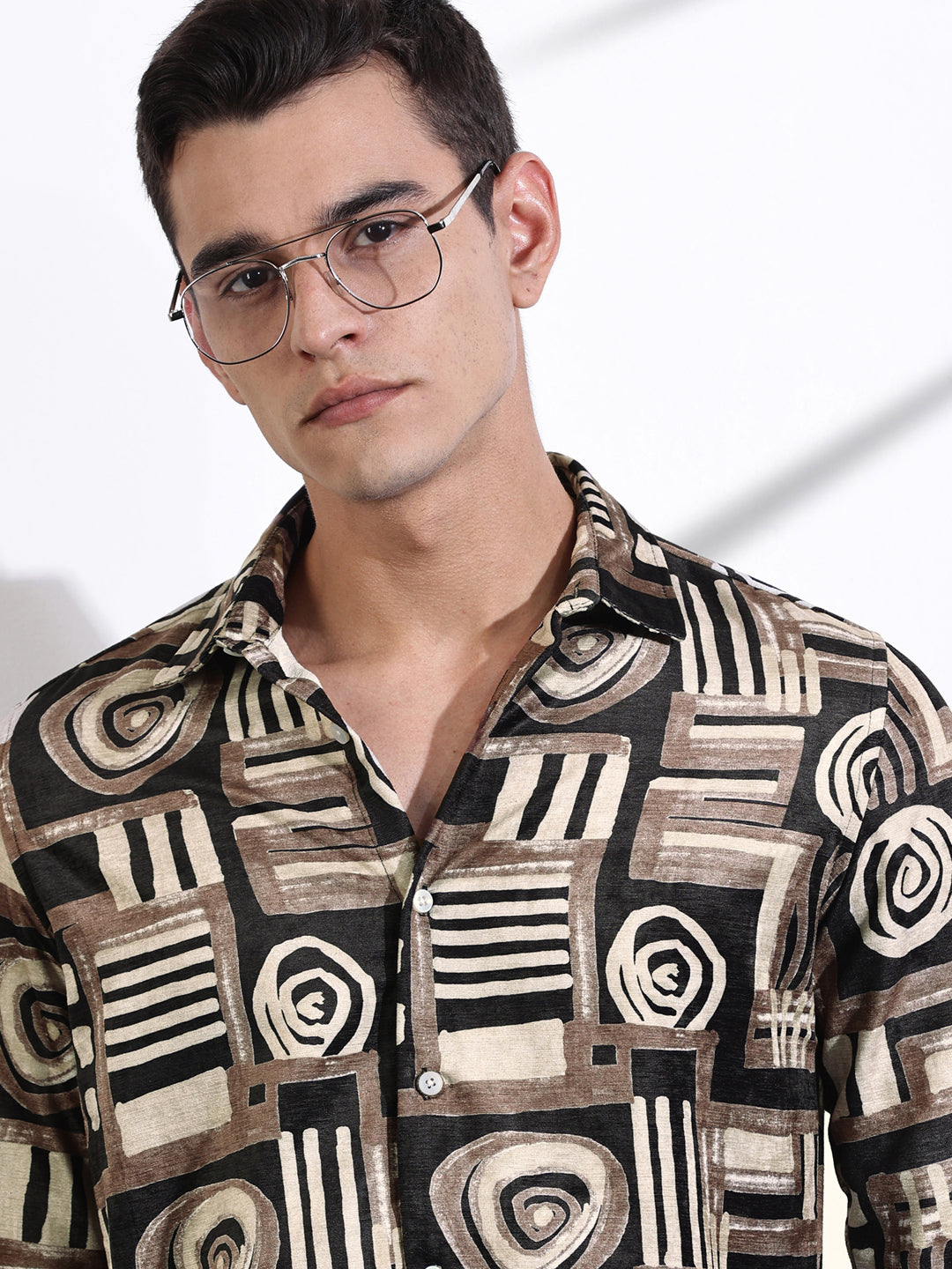 Thomas Scott Men Brown Slim Fit Long Sleeves Abstract Printed Casual Shirt