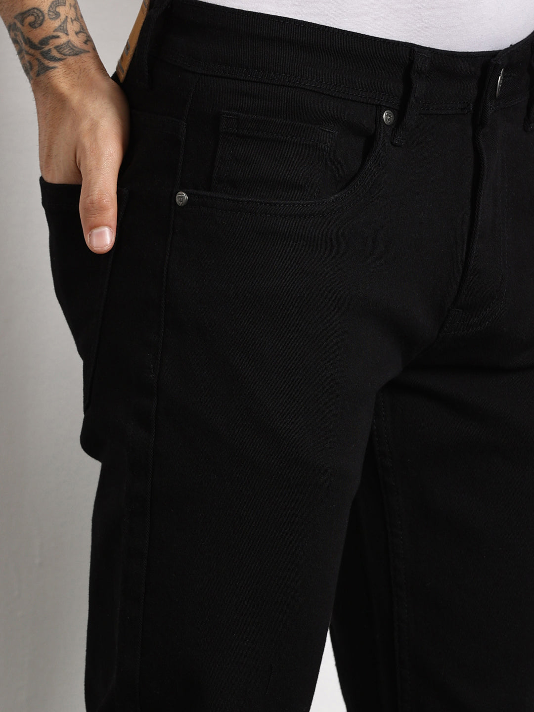 Thomas Scott Men Black Slim Fit Mid-Rise Clean Look Non stretchable Jeans