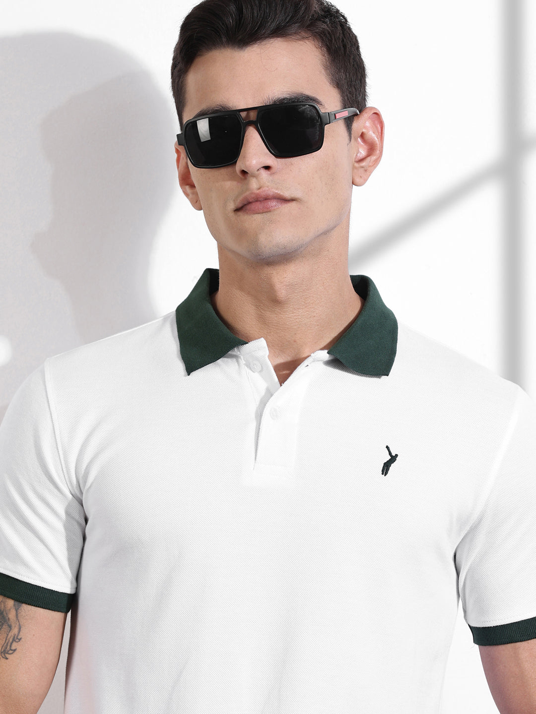 Thomas Scott Men White Polo Collar T-shirt