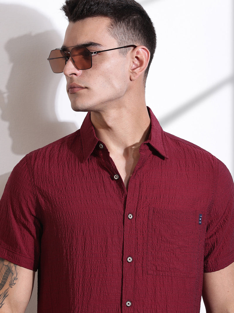 Thomas Scott Men Maroon Slim Fit Textured Seersucker Casual Shirt