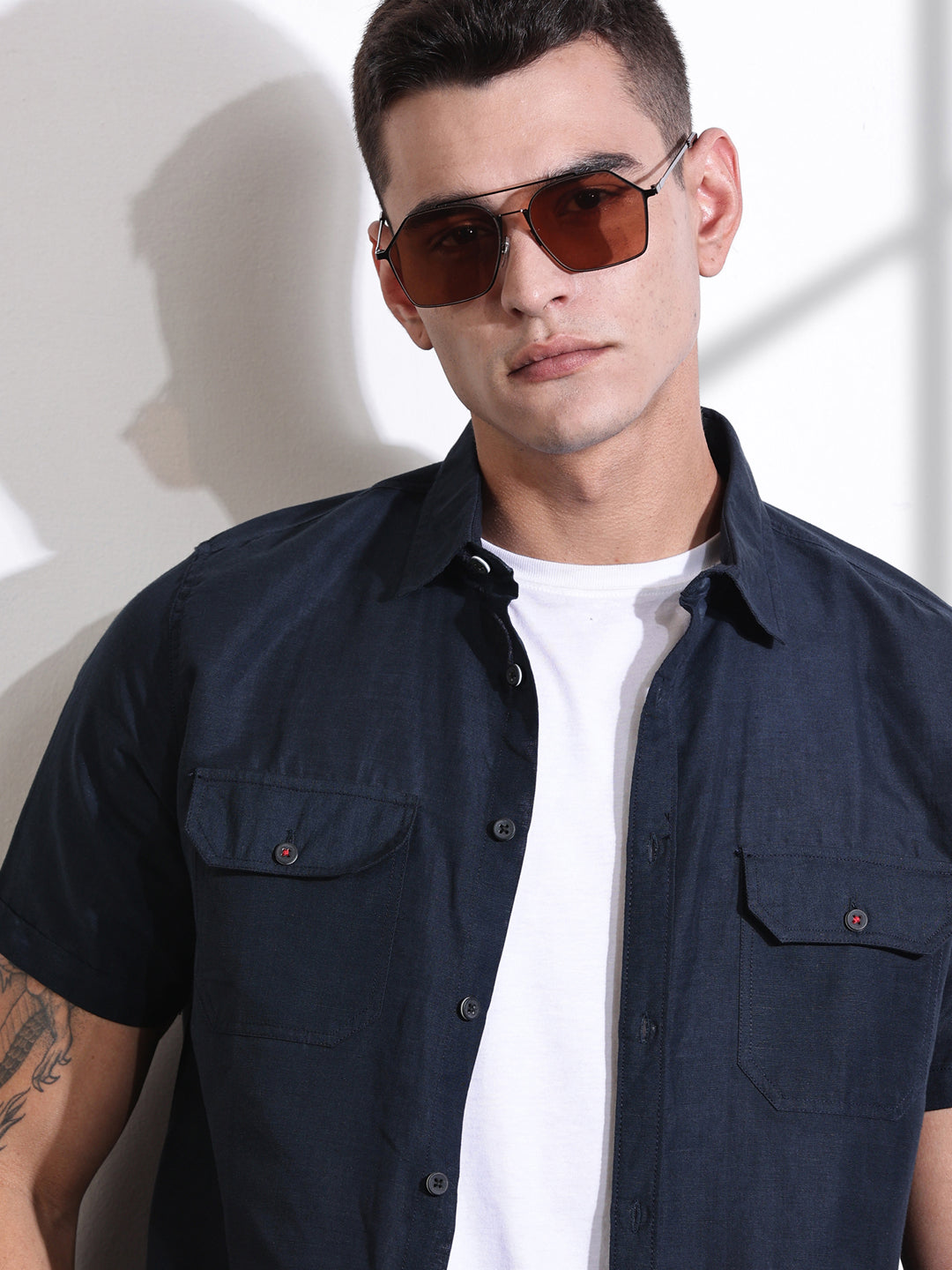 Thomas Scott Men Navy Slim Fit Solid Linen Casual Shirt