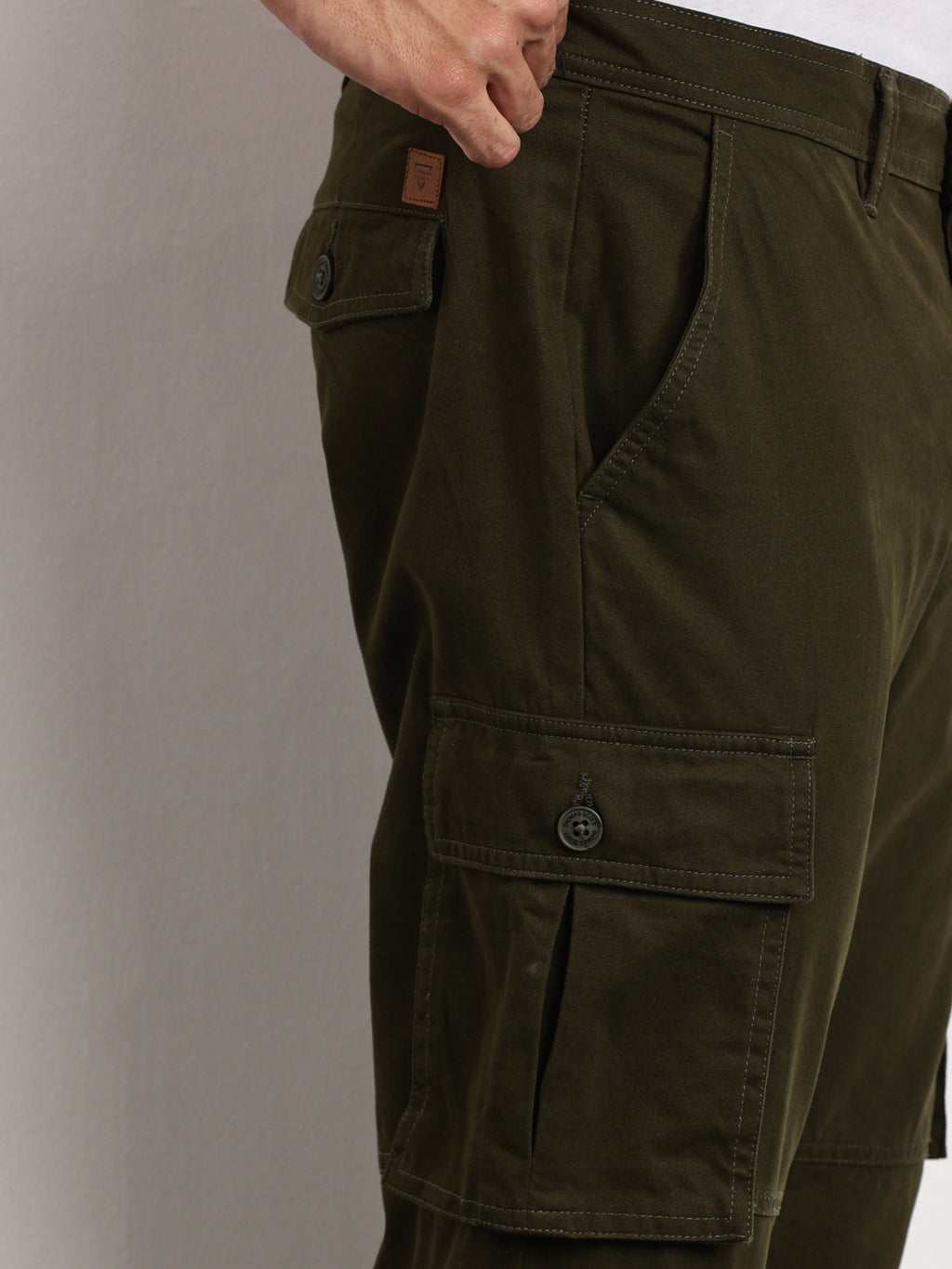 Thomas Scott Men BottleGreen Mid-Rise Slim Fit Woven Cargo Trousers