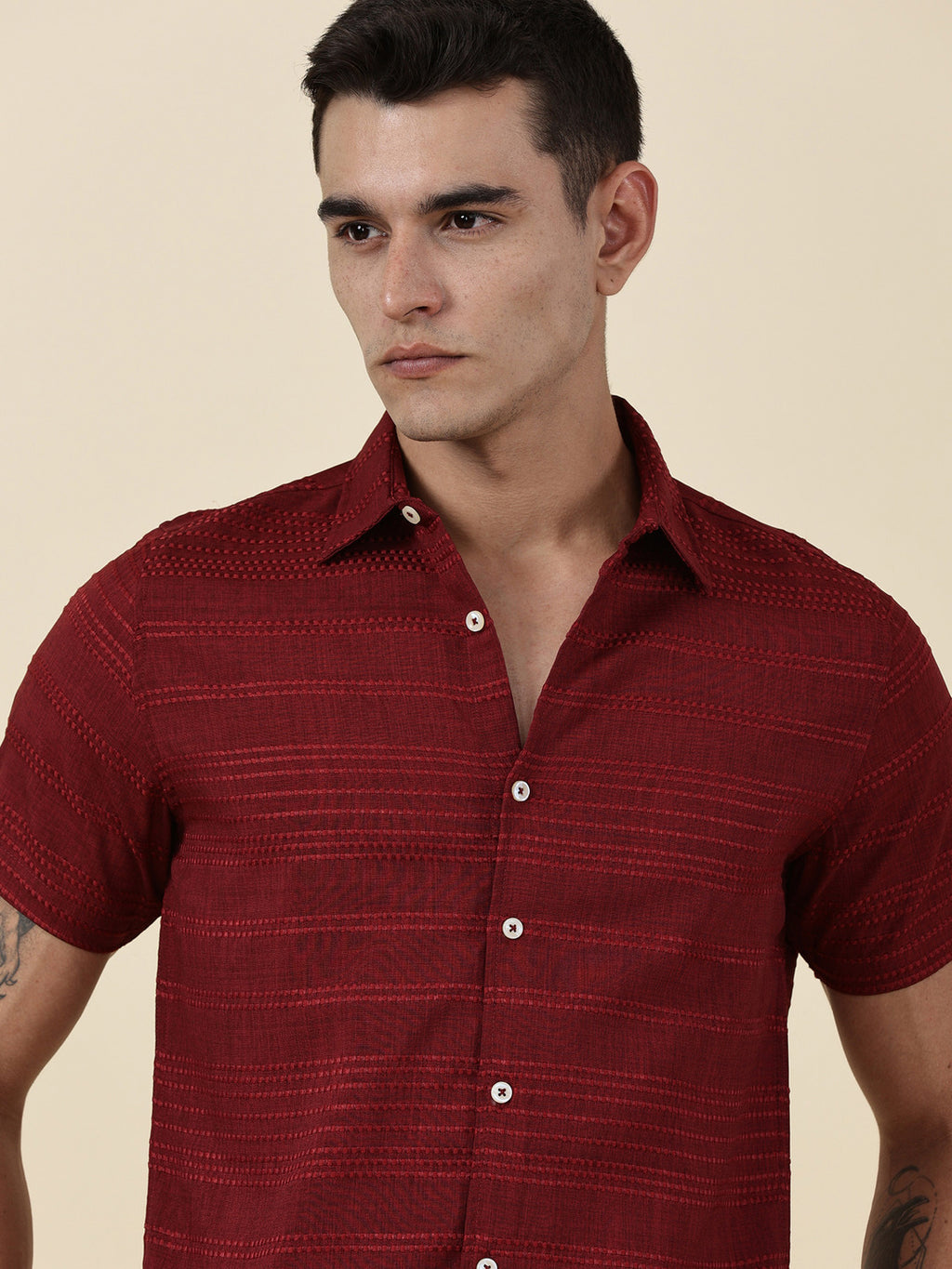Thomas Scott Men Red Slim Fit Short Sleeves Horizontal Stripes Casual Shirt