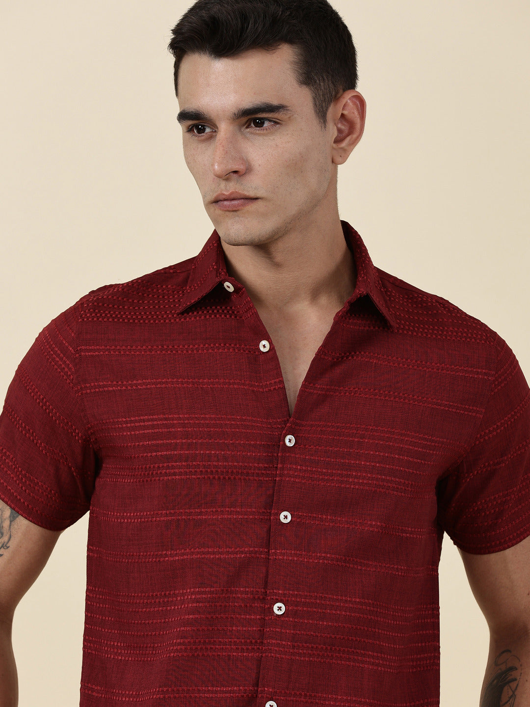 Thomas Scott Men Red Slim Fit Short Sleeves Horizontal Stripes Casual Shirt