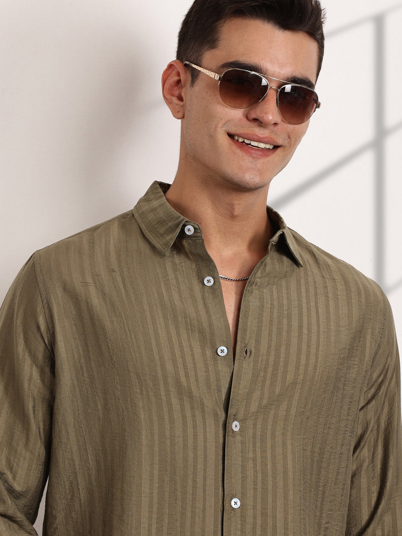 Thomas Scott Men Green Slim Fit Long Sleeves Vertical Stripes Casual Shirt