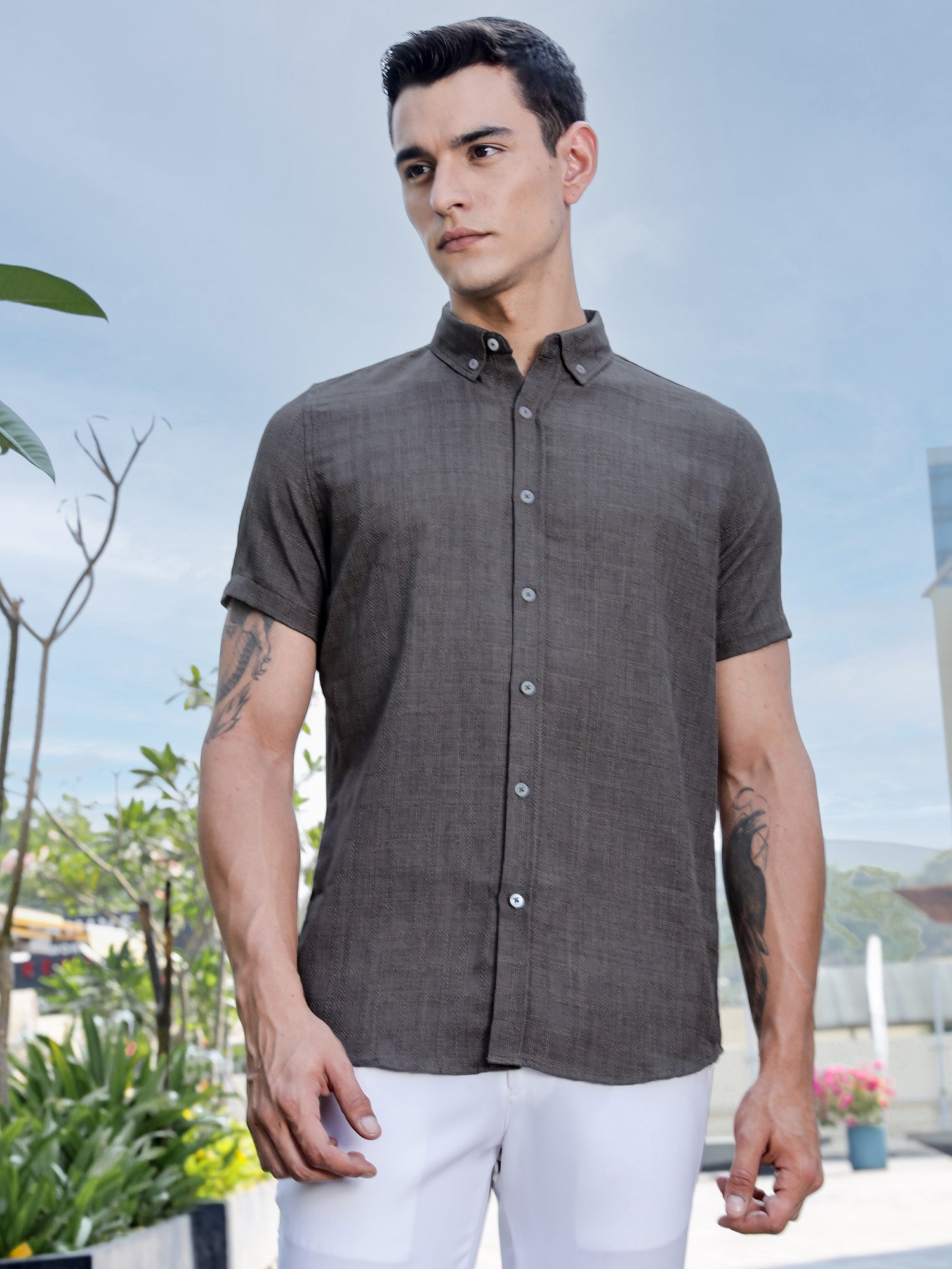 Thomas Scott Men Brown Slim Fit Short Sleeves Windowpane Checks Woven Casual Shirt