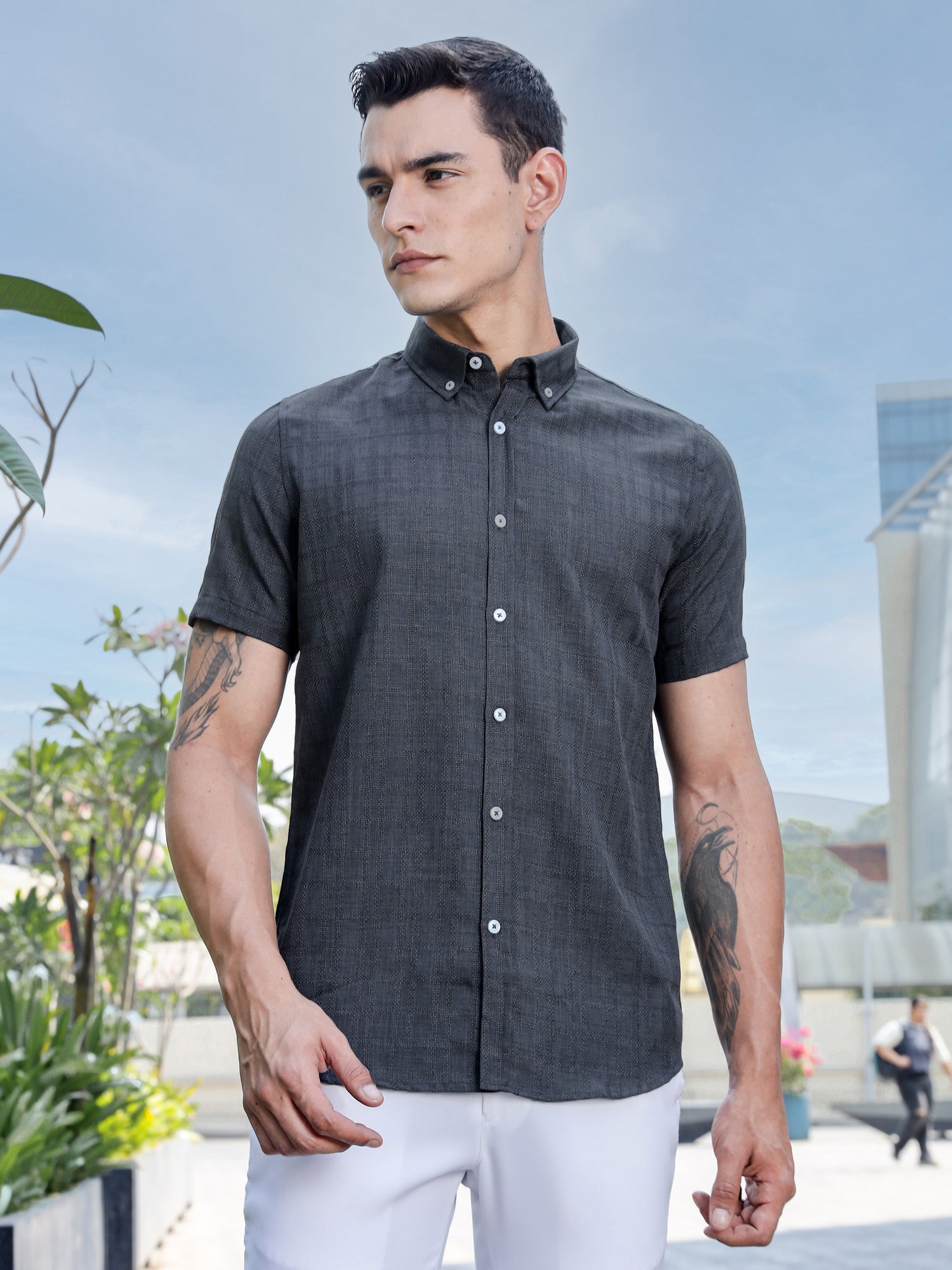 Thomas Scott Men Dk.Grey Slim Fit Short Sleeves Windowpane Checks Woven Casual Shirt