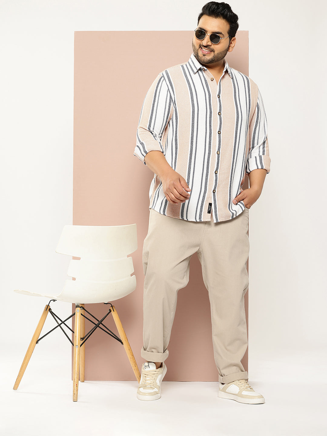 Thomas Scott Men White Plus Size Regular Fit Vertical Stripes Woven Shirt