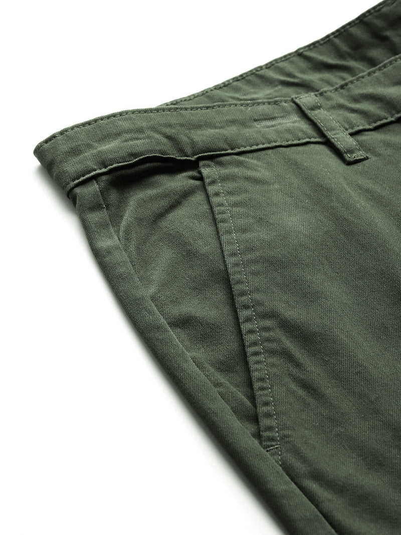 Thomas Scott Men Green Plus Size Regular fit Mid-rise Cotton Woven Outdoor Shorts
