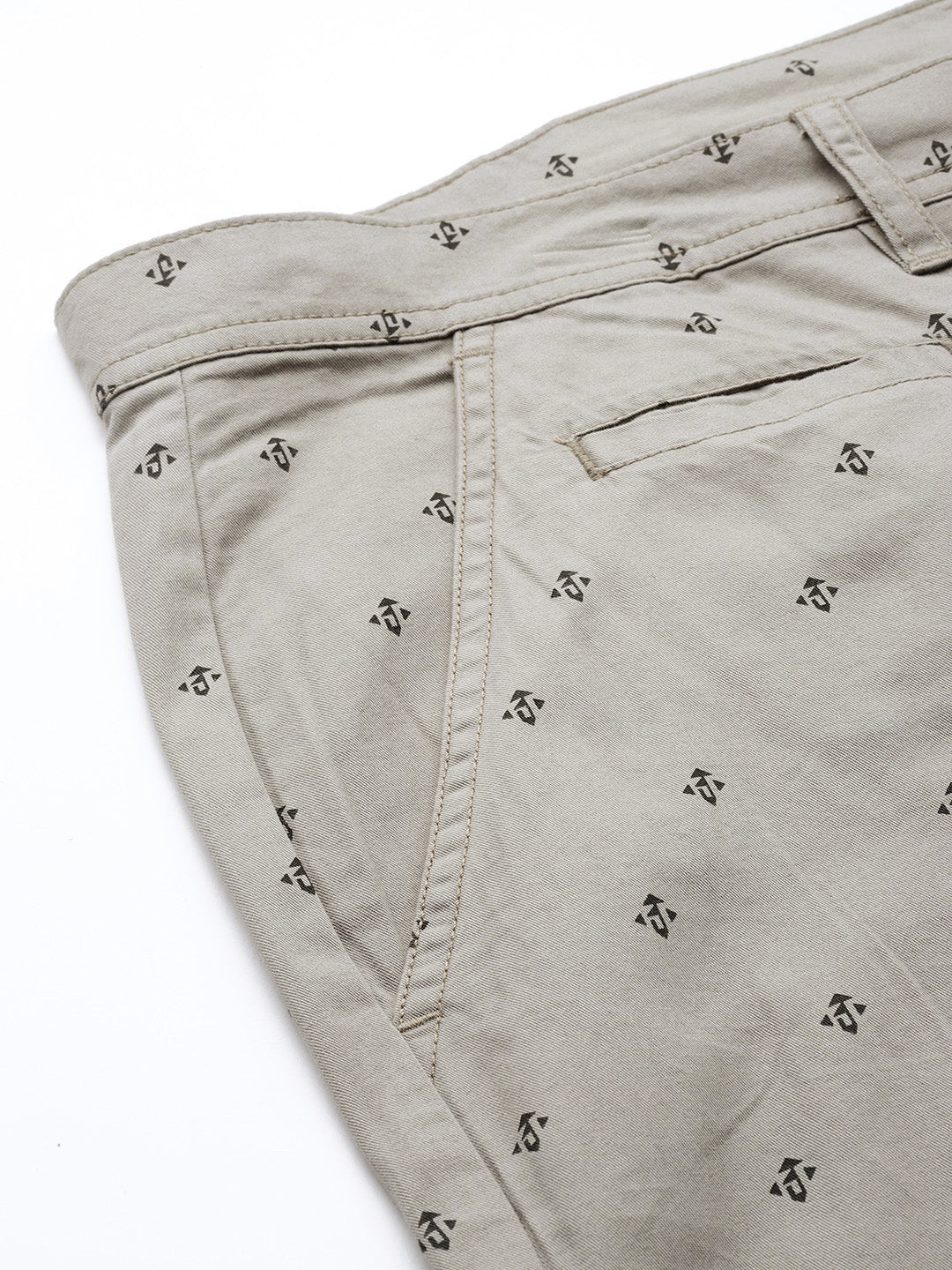 Thomas Scott Men Grey Plus Size Regular Fit Mid-Rise Mirco Ditsy Printed Woven Outdoor Shorts