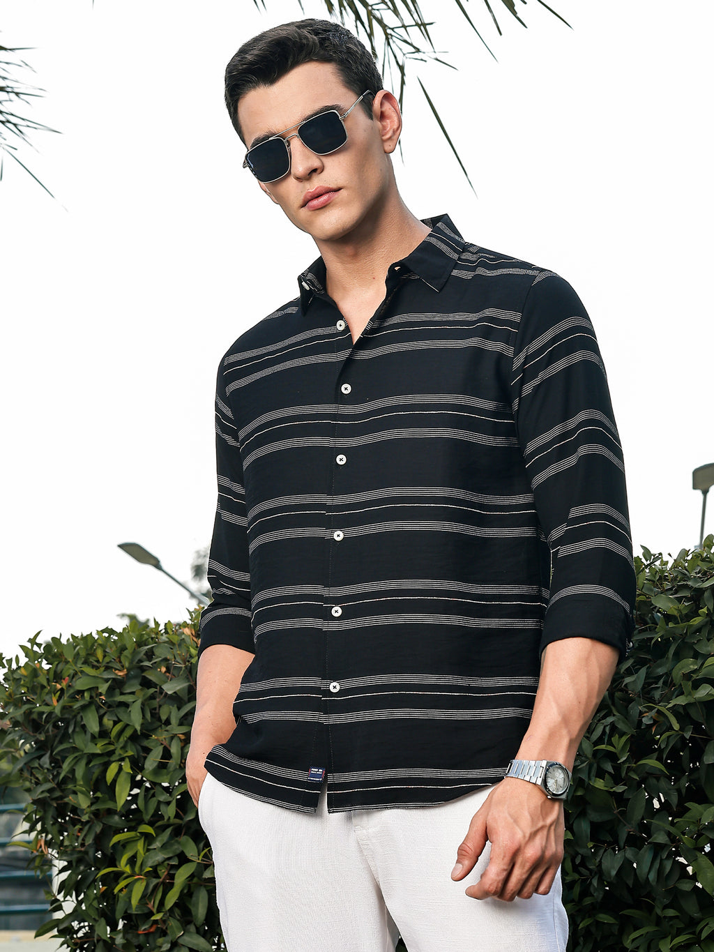 Thomas Scott Men Black Slim Fit Long Sleeves Horizontal Stripes Casual Shirt