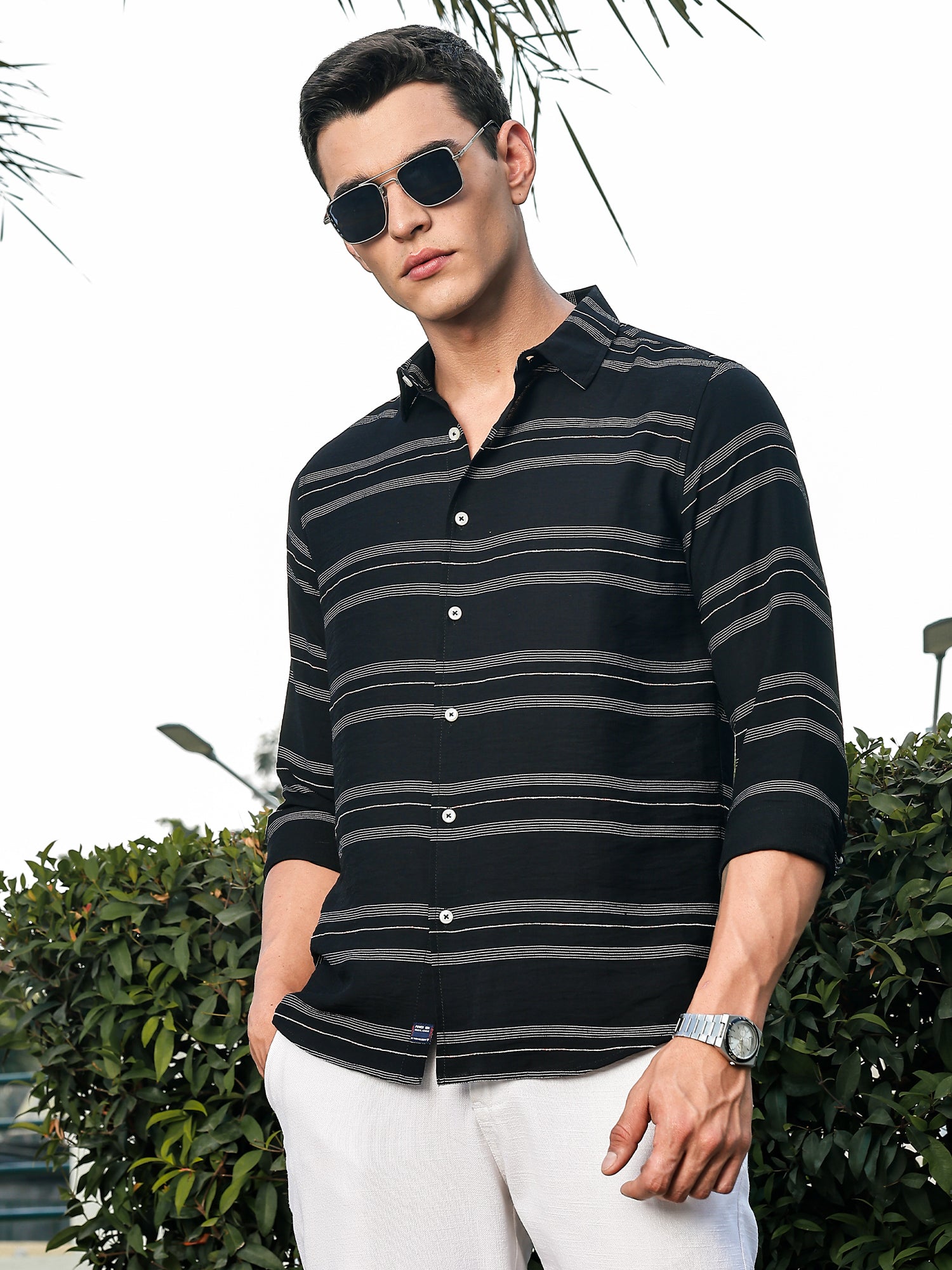 Thomas Scott Men Black Slim Fit Long Sleeves Horizontal Stripes Casual Shirt