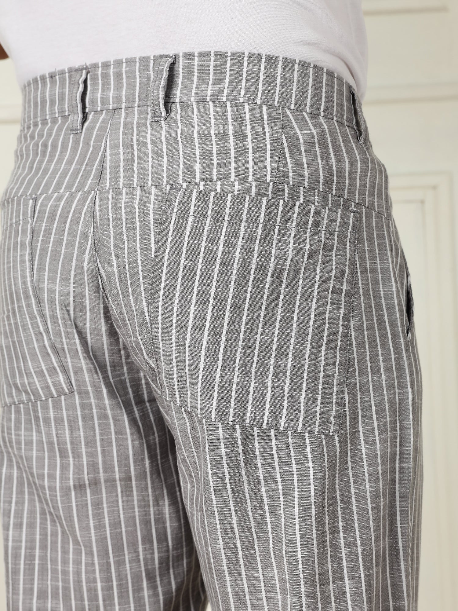 Thomas Scott Men Grey Mid-Rise Straight Fit Striped Linen Trouser