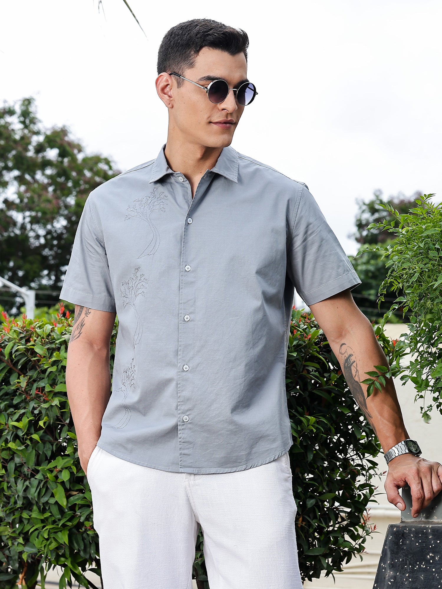 Thomas Scott Men Light Grey Regular Fit Short Sleeves Spread Collar Embroidered Shirt