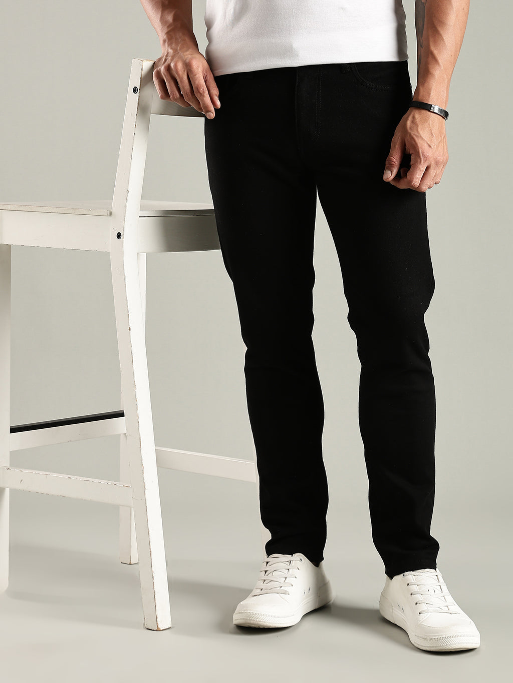 Thomas Scott Men Black Mid-Rise Slim Fit No Fade Stretchable Jeans