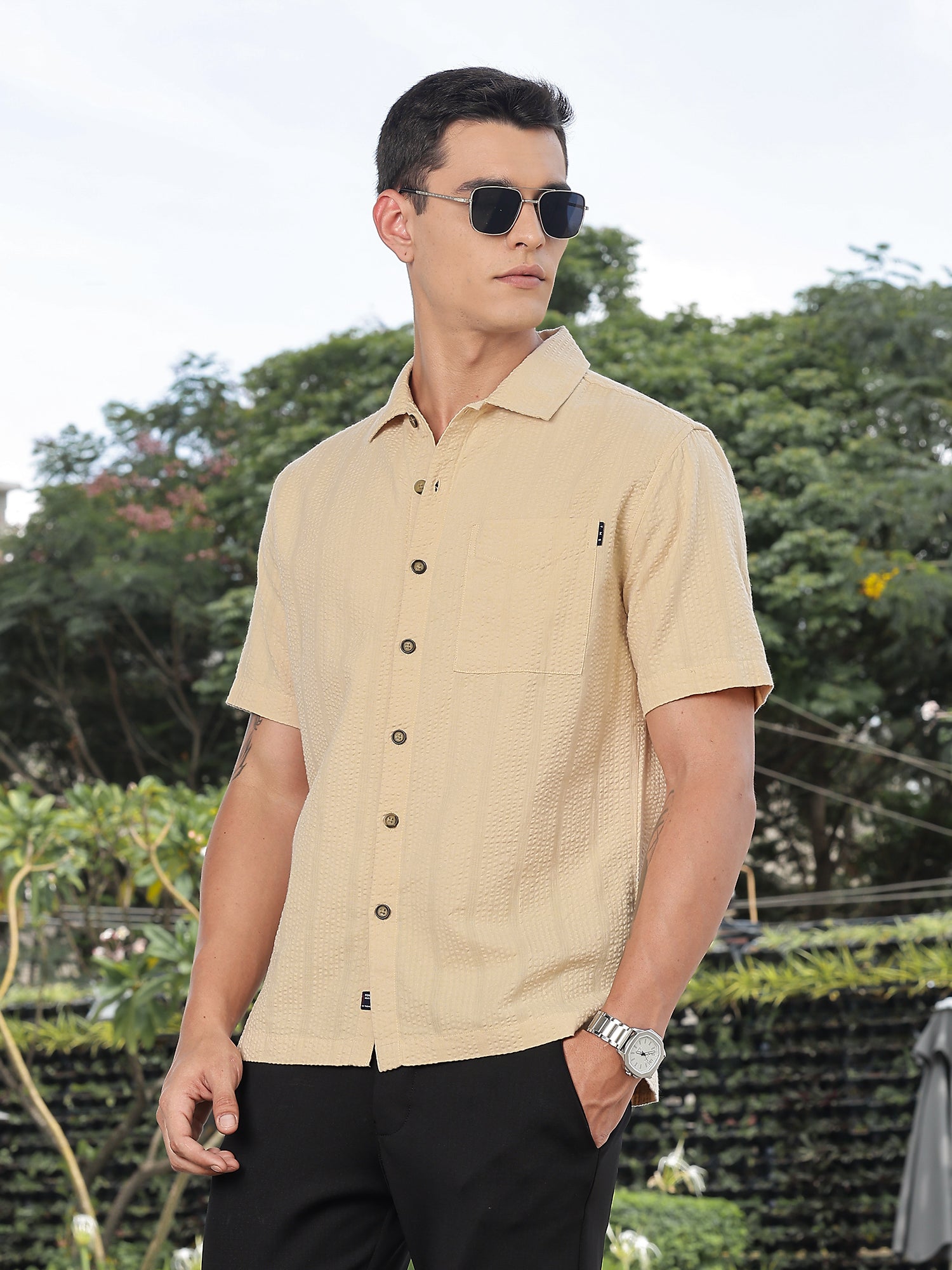 Thomas Scott Men Beige Slim Fit Short Sleeves Self Design Seersucker Shirt