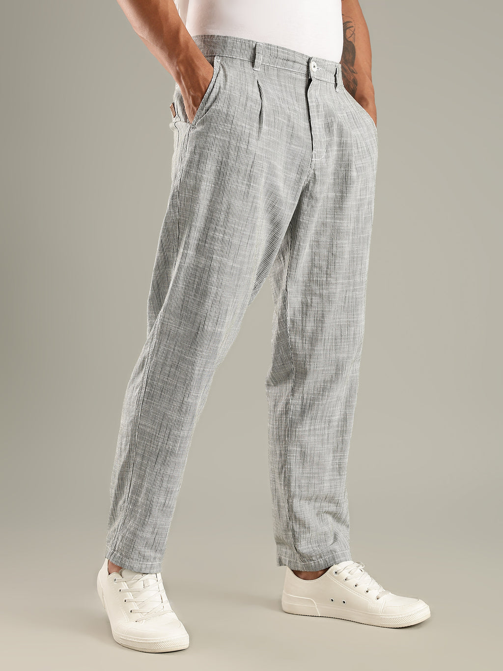 Thomas Scott Men Green Straight Fit Mid-Rise Sriped Linen Trouser