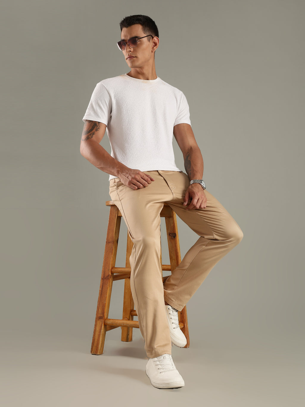 Thomas Scott Men Beige Straight Fit Mid-Rise Solid Chinos Trouser