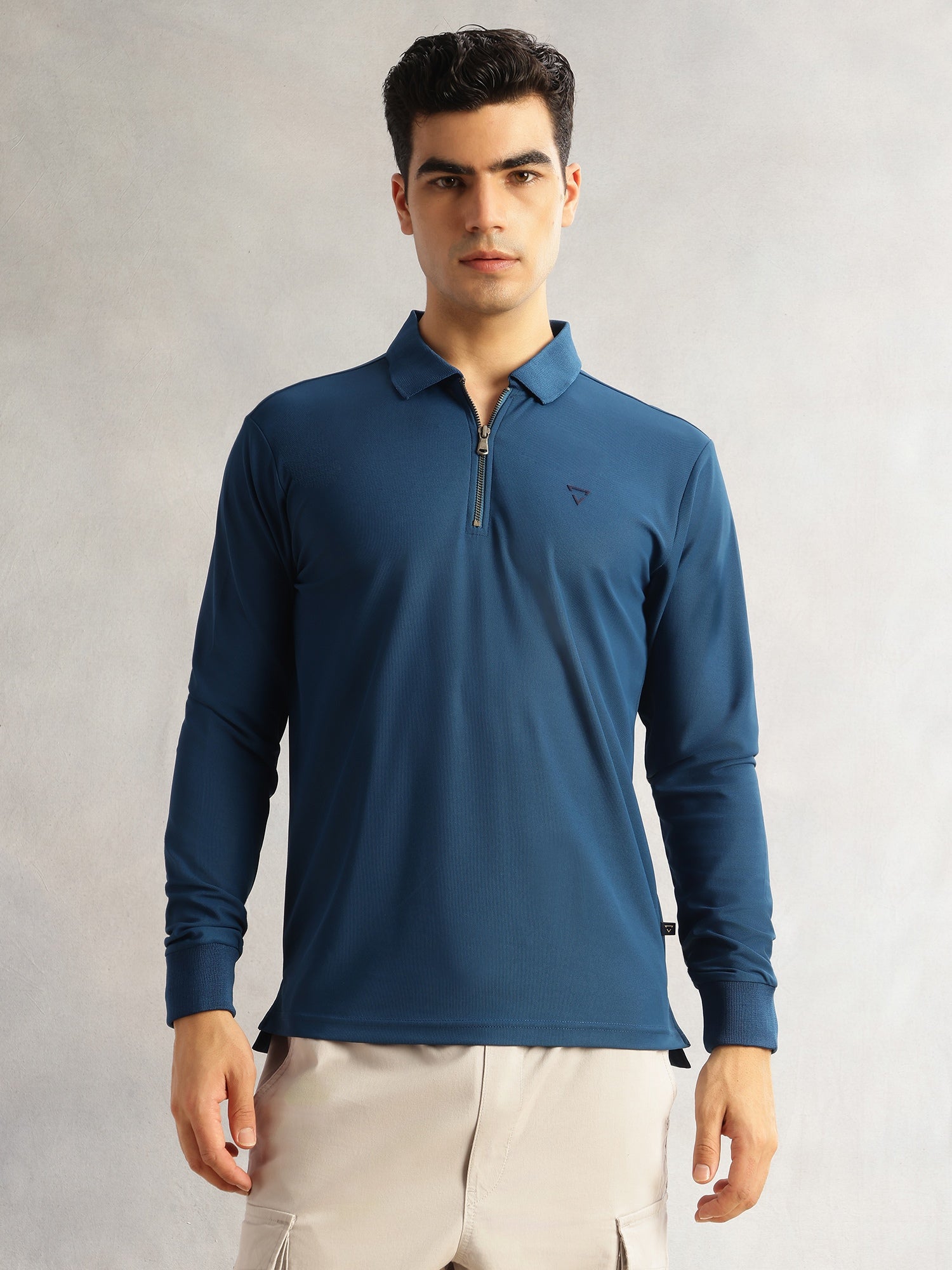 Thomas Scott Men Rama Blue Regular Fit Long Sleeves Solid Polyester Knitted Polo Collar T-shirt